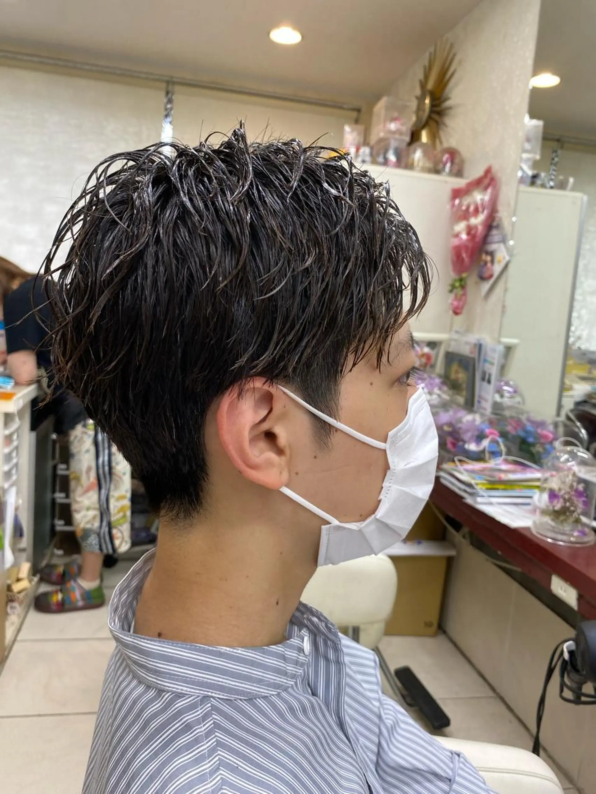 ショート レイヤーカット 縮毛矯正専門店　美容室ハース所属・ウィリアム シュウのヘアスタイル