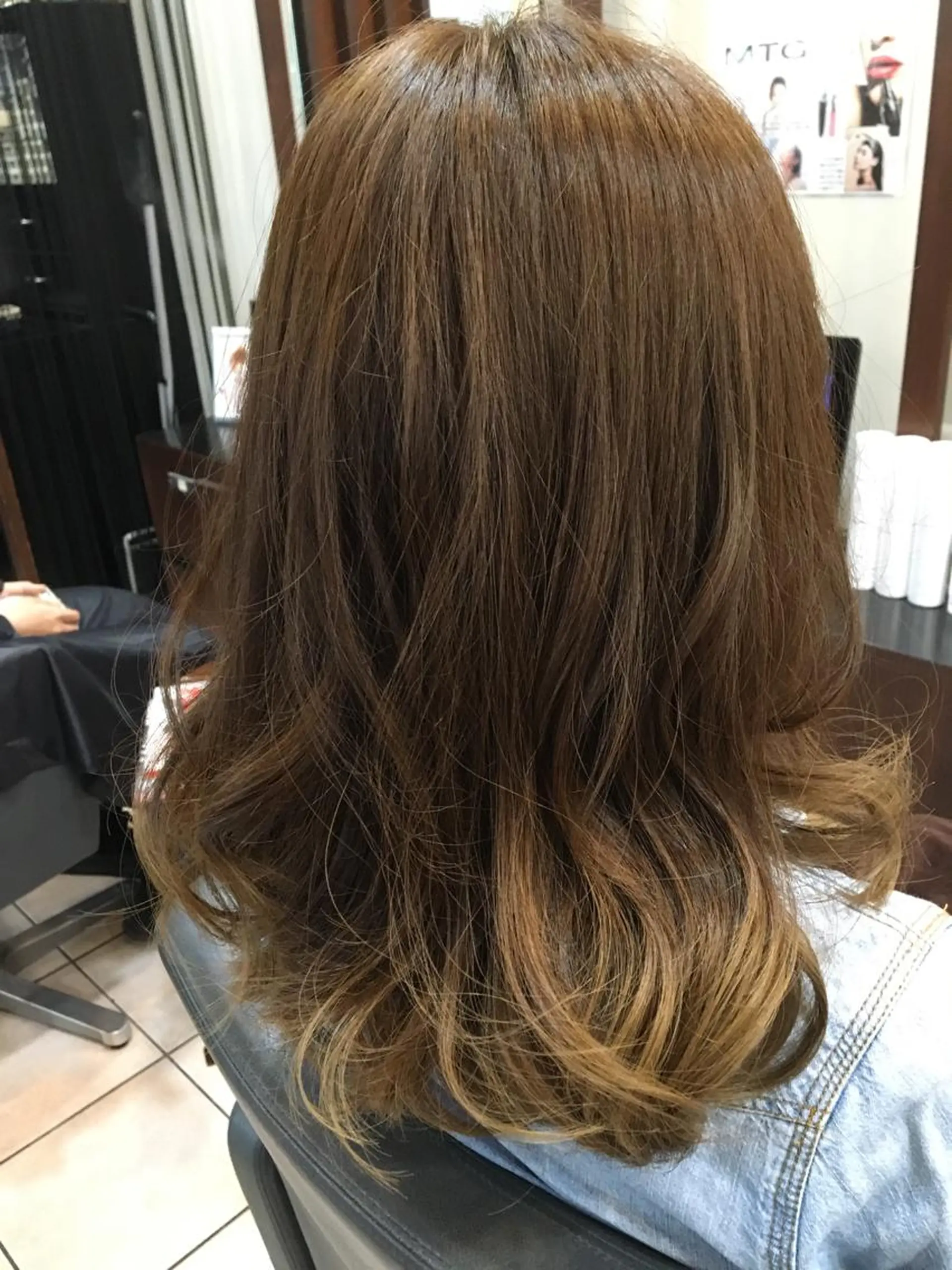 ショート ミディアム セミロング ロング カラー パーマ ヘアアレンジ メンズ キッズ ネイル まつエク MODEK's阿倍野 伊藤サダキのヘアスタイル