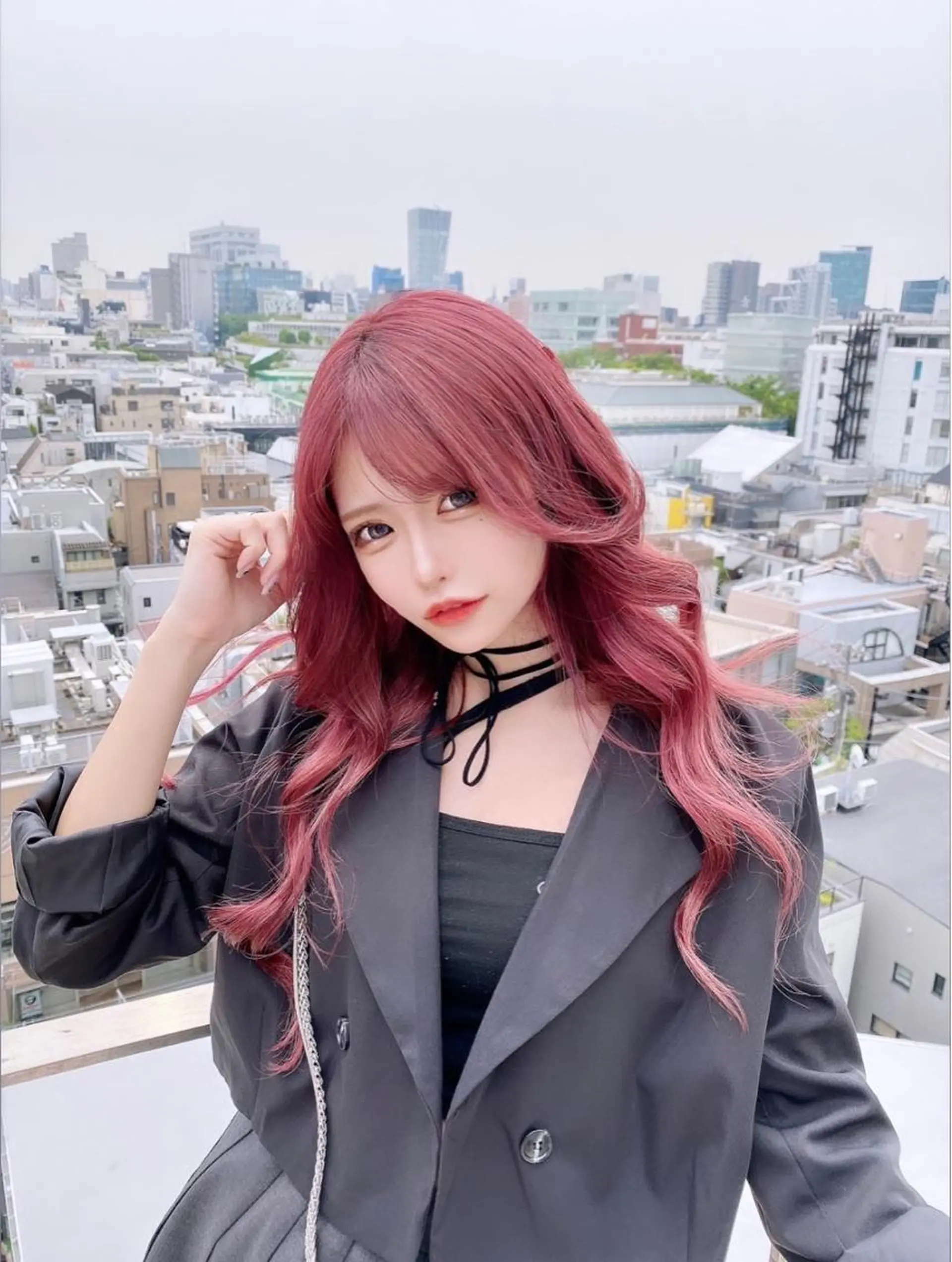 セミロング ピンクラベンダー ハッシュカット レイヤー池袋のヘアスタイル