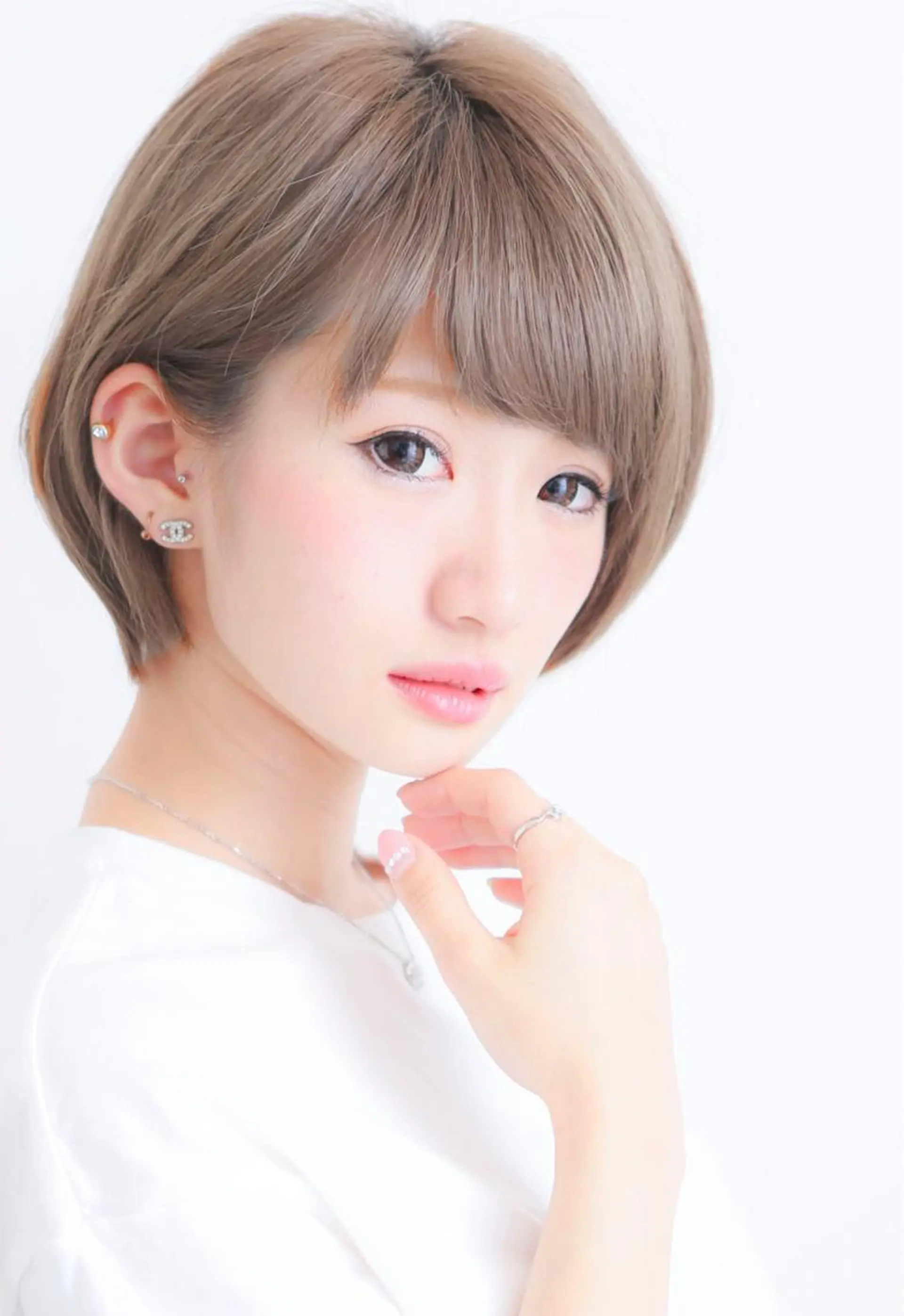 ショート カラー モテ髪透明感❤️ デイズヘアカラーのヘアスタイル