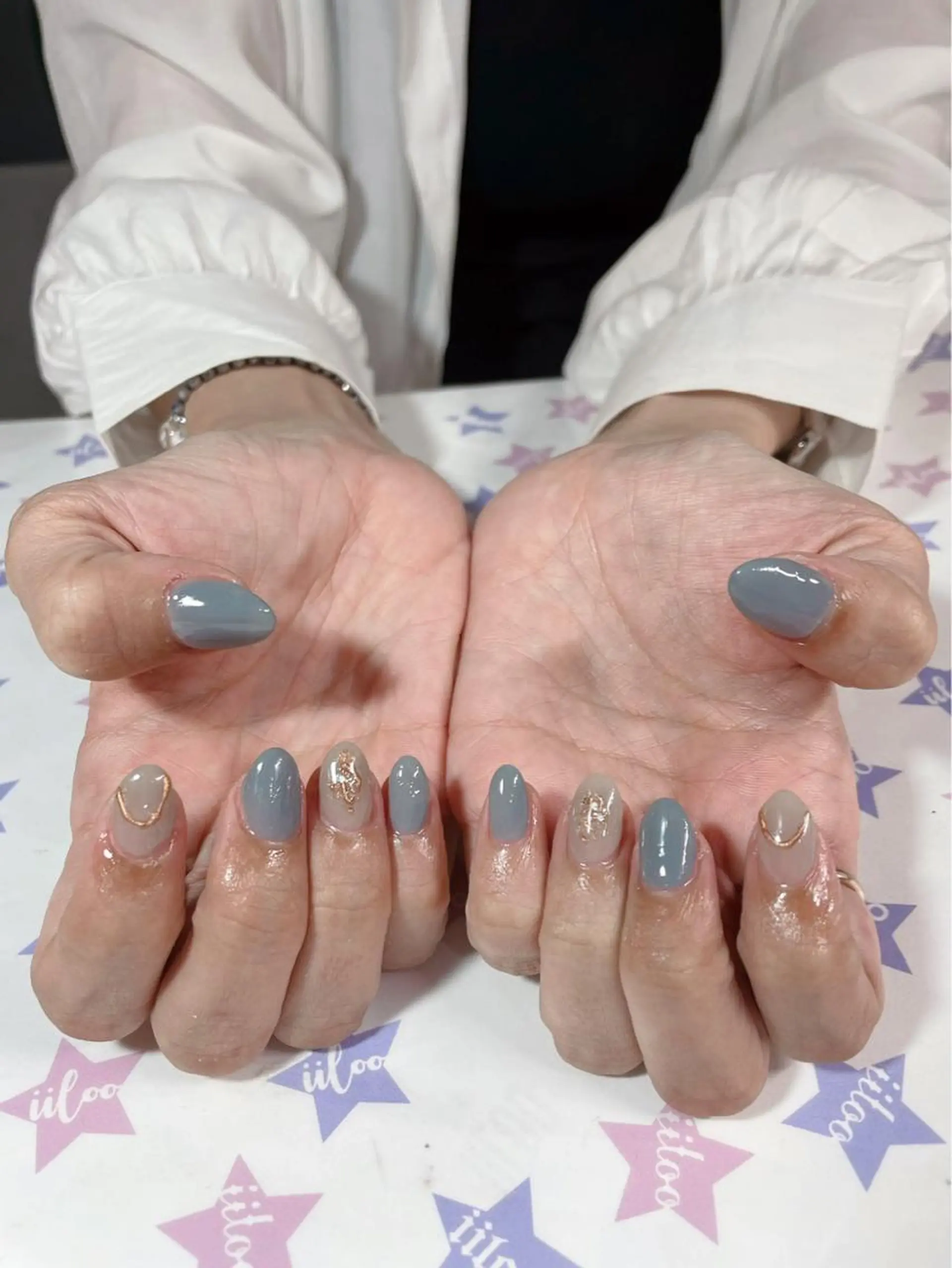 ネイル iiloo aromaworksのネイルデザイン