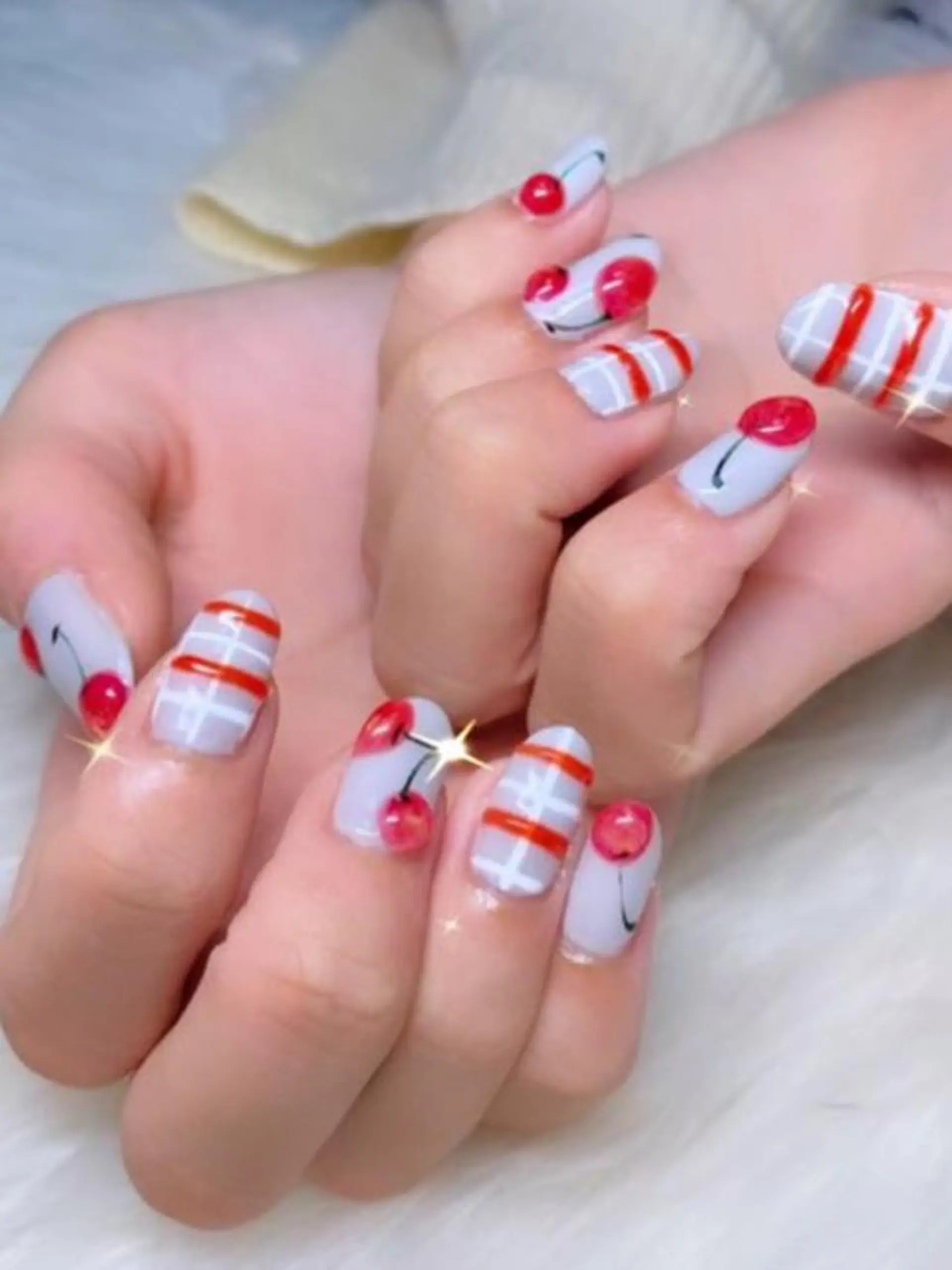 ネイル ハンドネイル VIOLA .nailのネイルデザイン