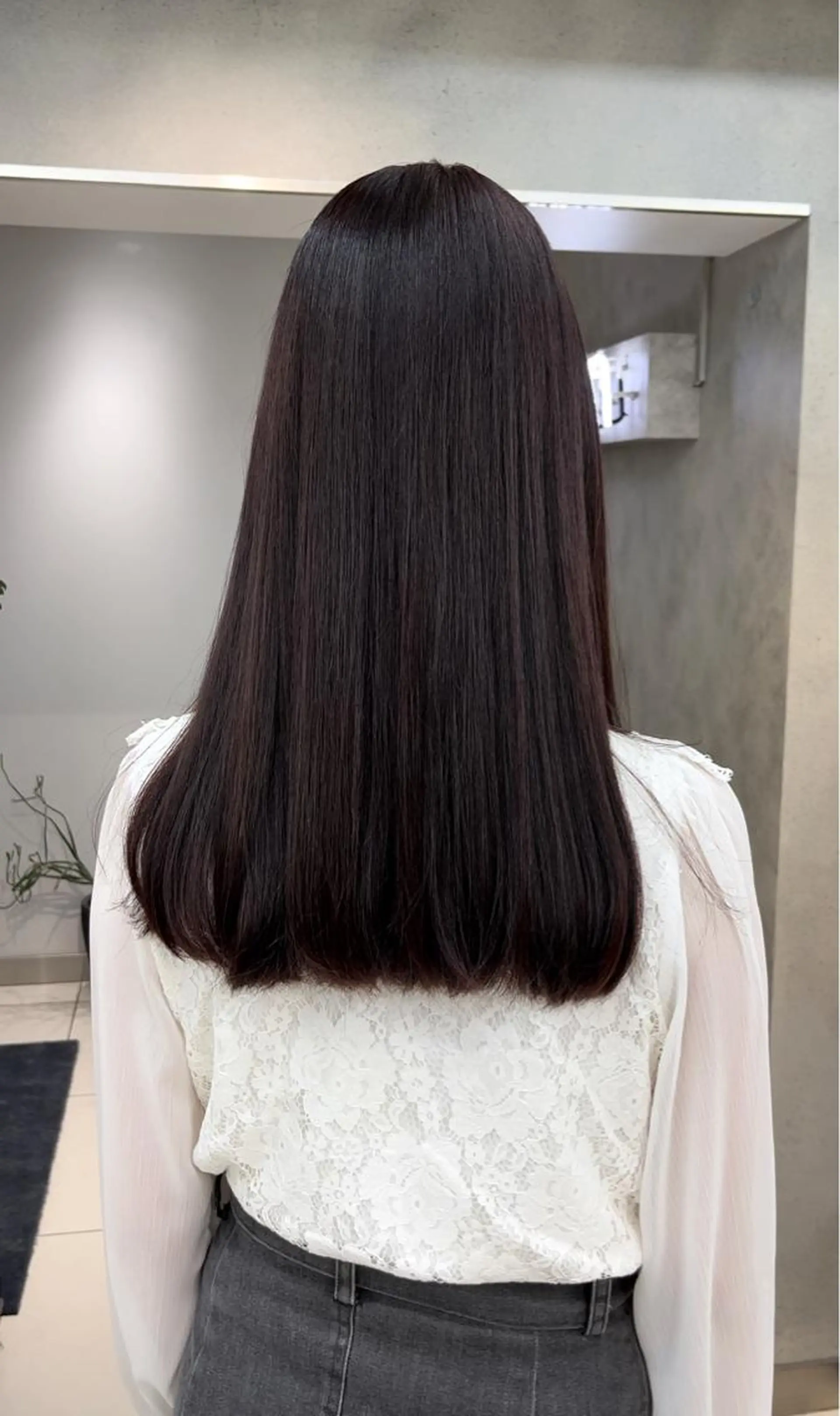 カラー ボブ・顔まわり 💎愛唯(めい)のヘアスタイル