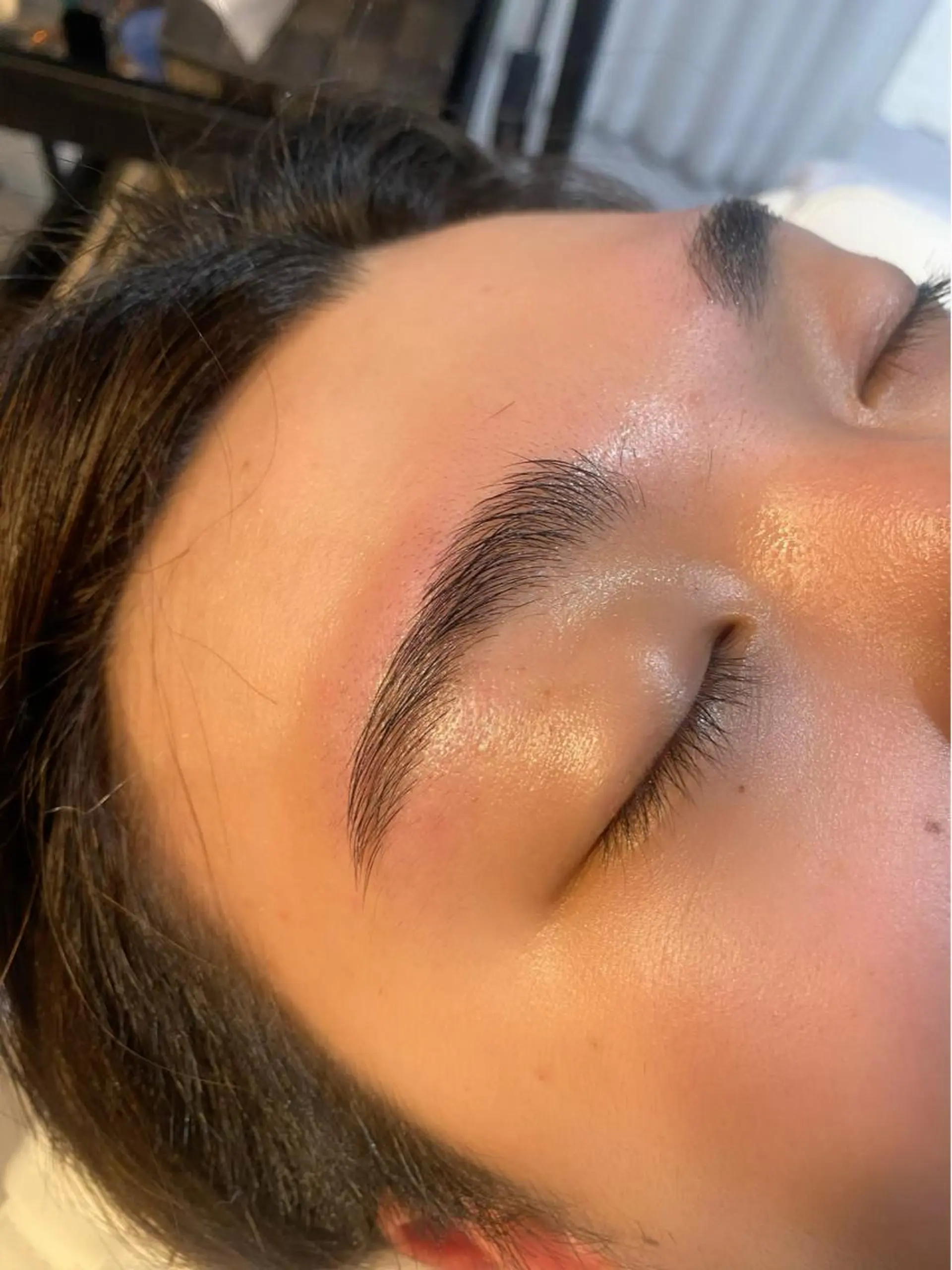 アイブロウ ハーブピーリング/韓国肌管理/フェイシャル/毛穴洗浄/眉毛/顔脱毛【糸脱毛専門】rev所属・ハーブピーリング🌹 毛穴洗浄❤️眉waxのエステ・リラクイメージ