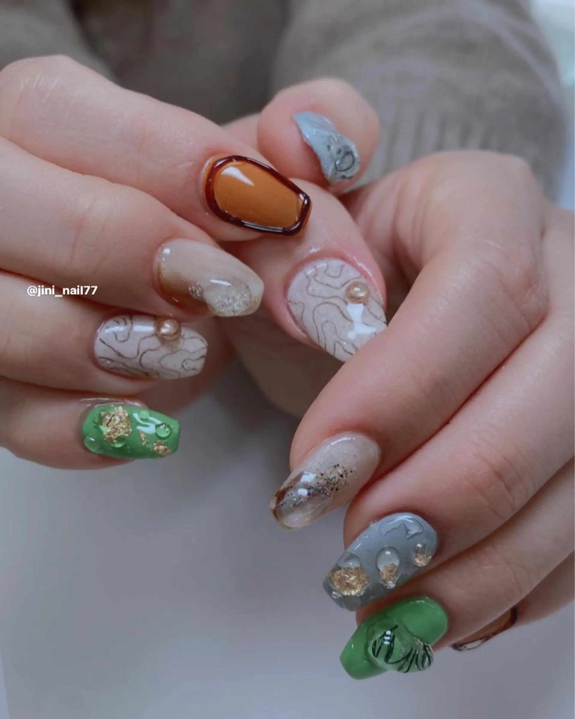 ネイル ハンドネイル JINI NAIL所属・ジニ ネイルのネイルデザイン