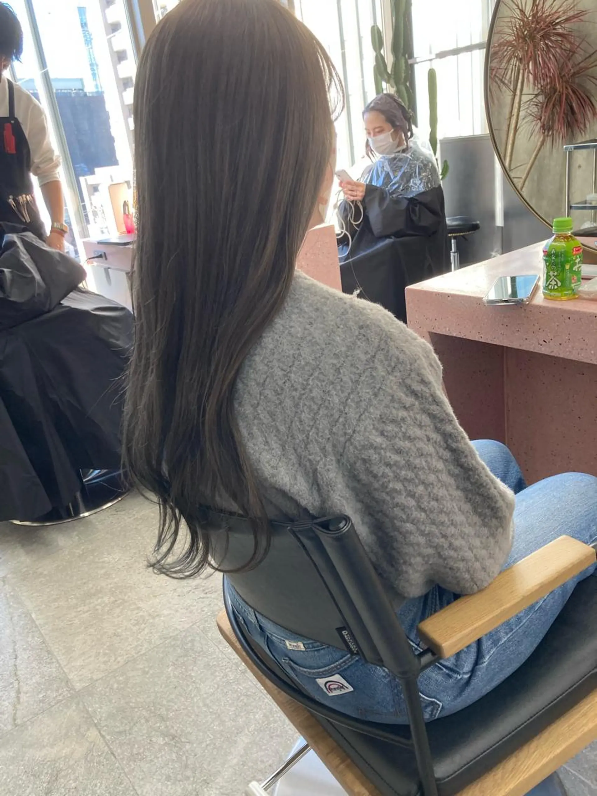 ロング カラー グレージュ オリーブグレージュ オリーブグレー 小木曽智美 /ボブ/ショートのヘアスタイル