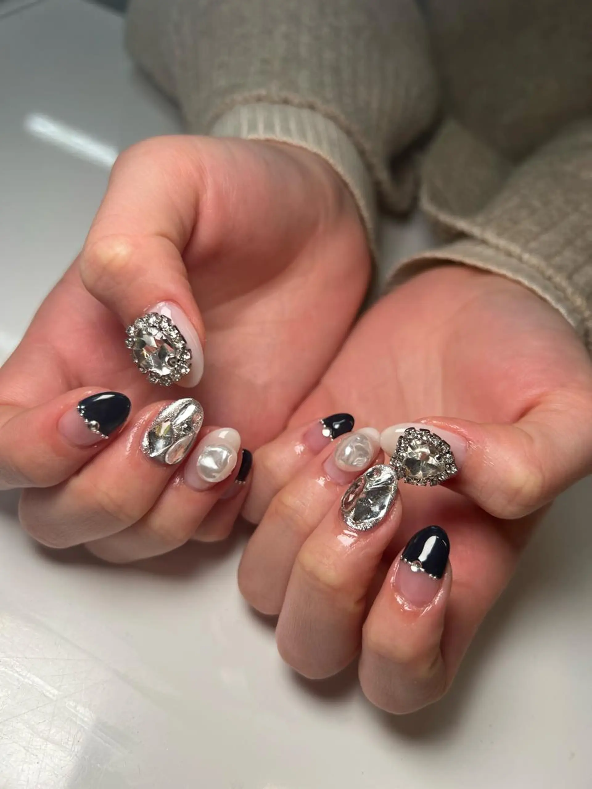 ネイル ハンドネイル Nail Salon L'arc所属・💊大阪/心斎橋 moni🧠のネイルデザイン