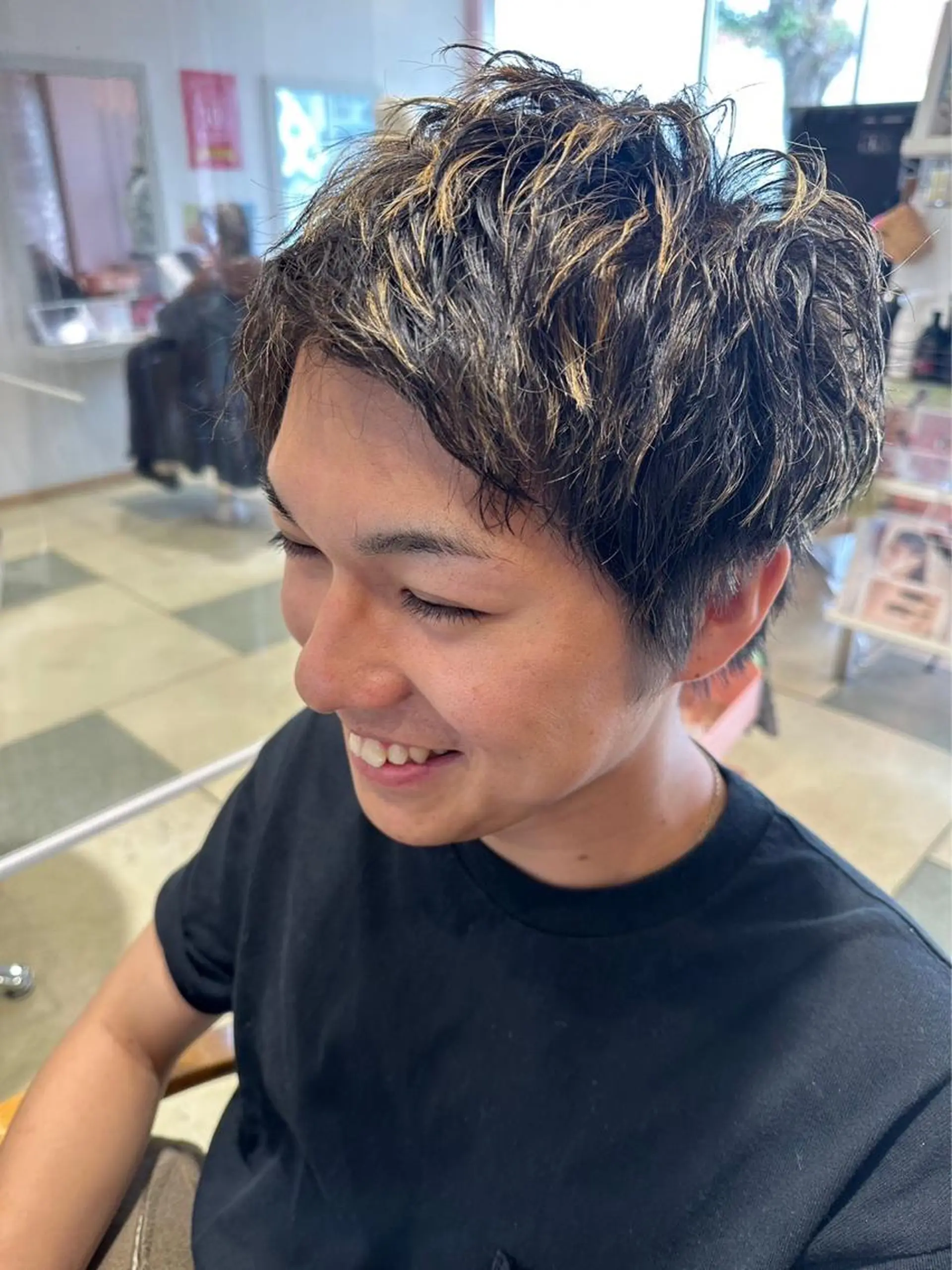 メンズ メンズバレイヤージュ メンズブリーチ メンズハイライト メンズハイトーン メンズインナーカラー ボヌールソレイユ所属・☁️彦坂唯有/ 透明感カラー☁️のヘアスタイル