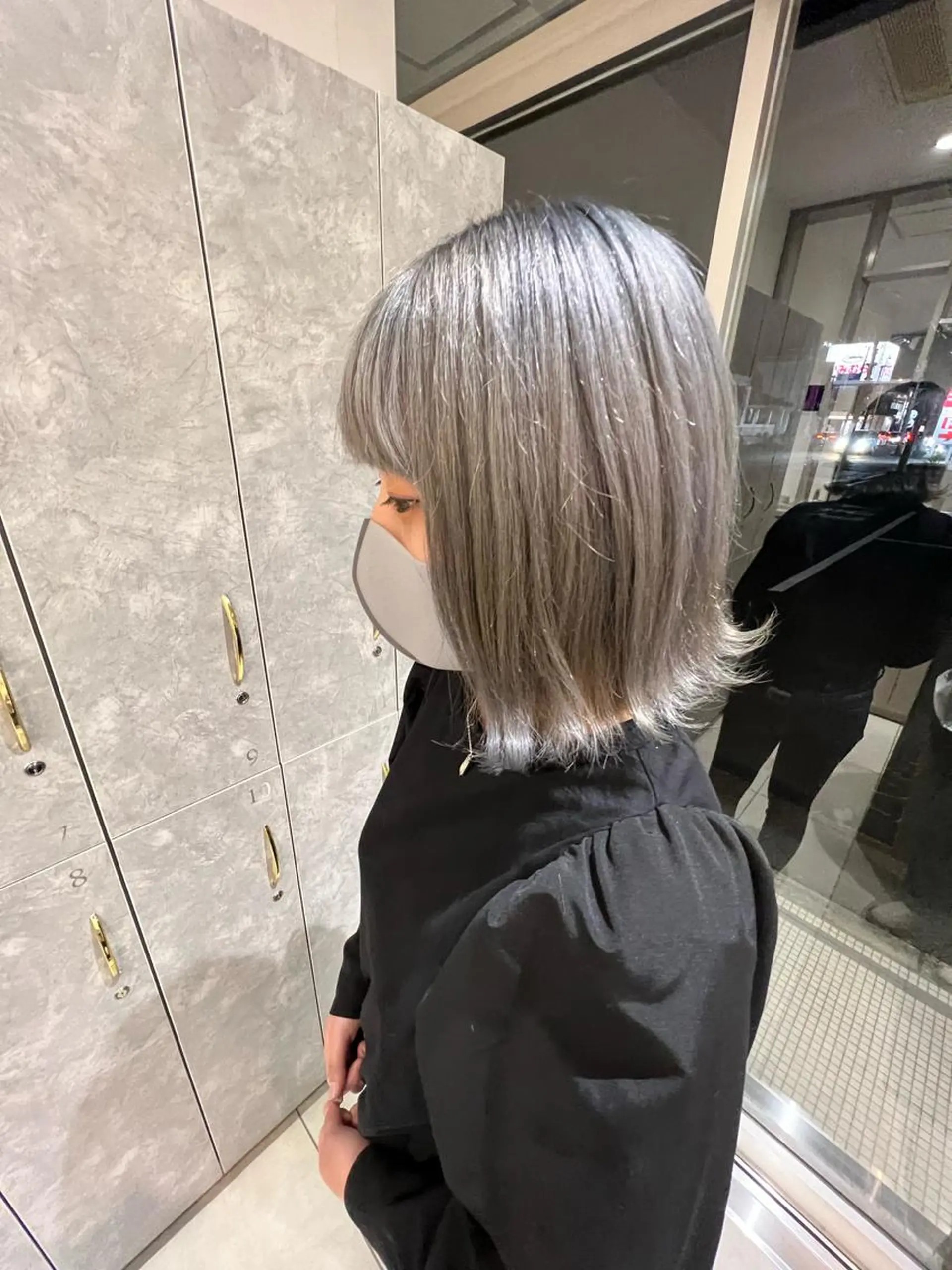 ミディアム 中嶋 彩乃のヘアスタイル