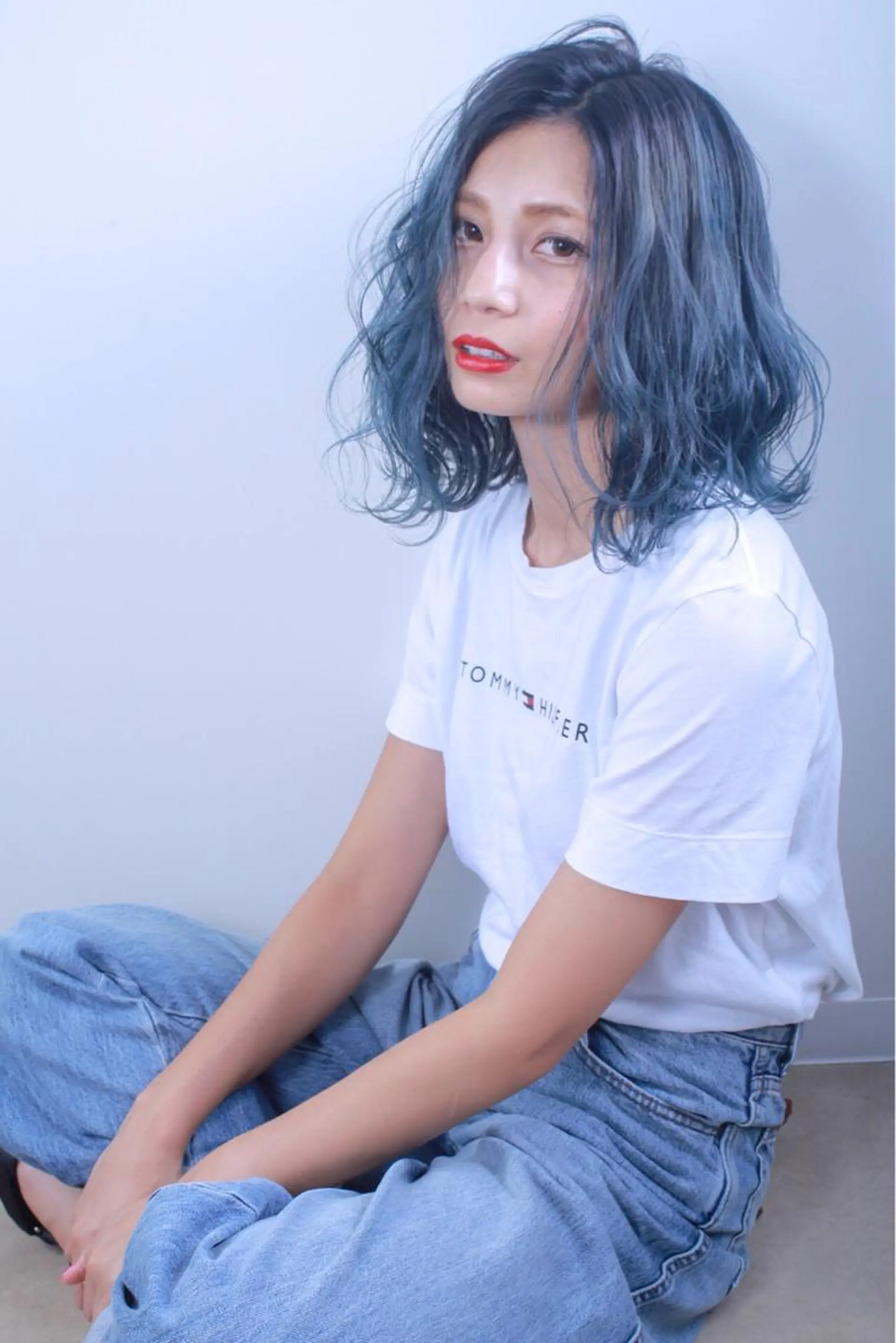 ミディアム カラー 伊藤 裕貴のヘアスタイル