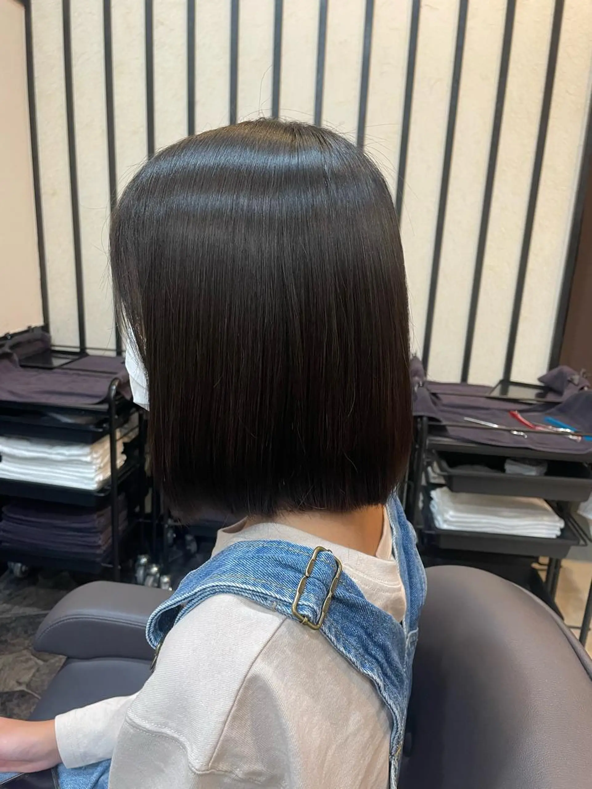 ミディアム 中尾 唯音名のヘアスタイル