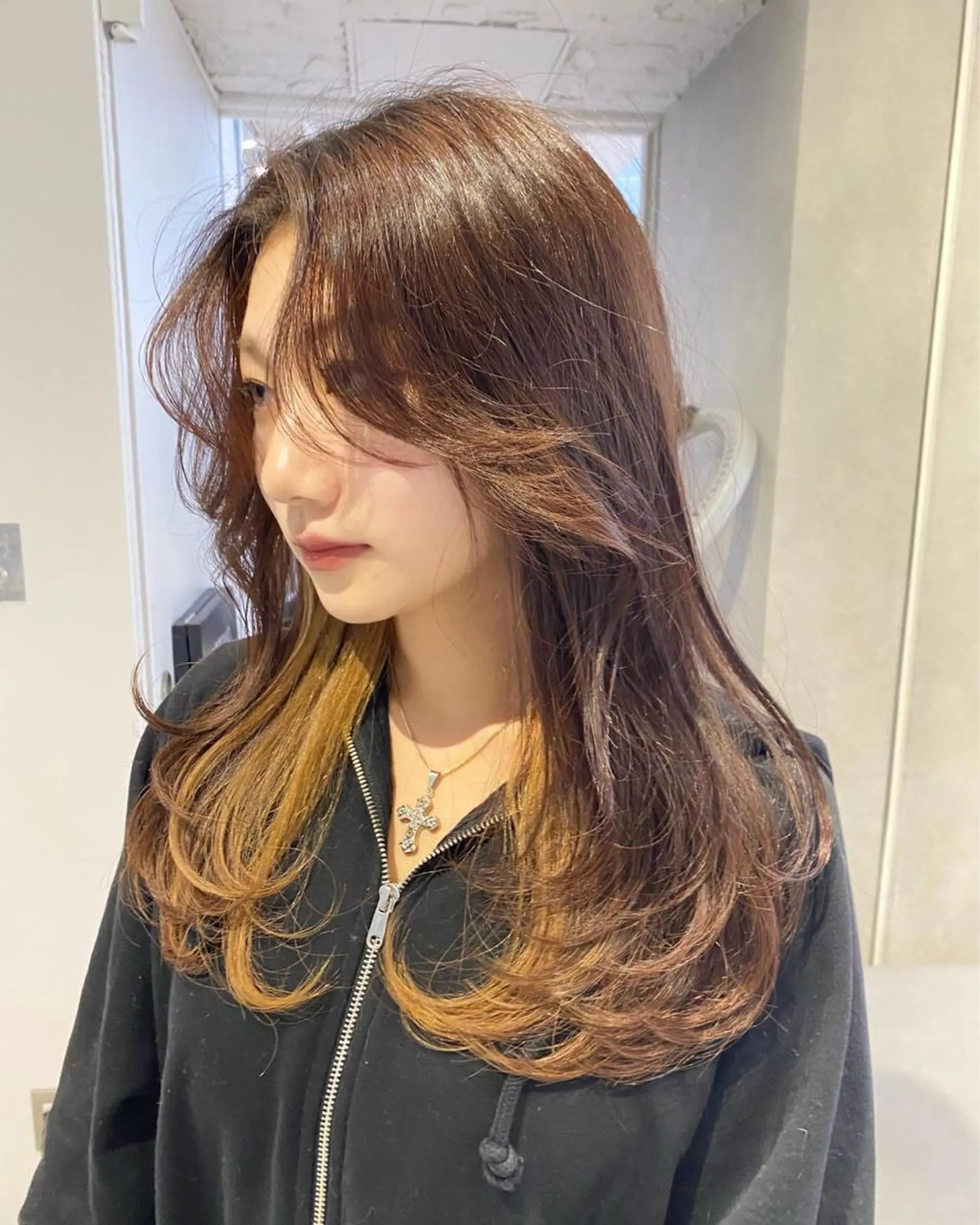 ミディアム カラー ヘアアレンジ ハイトーン特化 pepe🎀のヘアスタイル