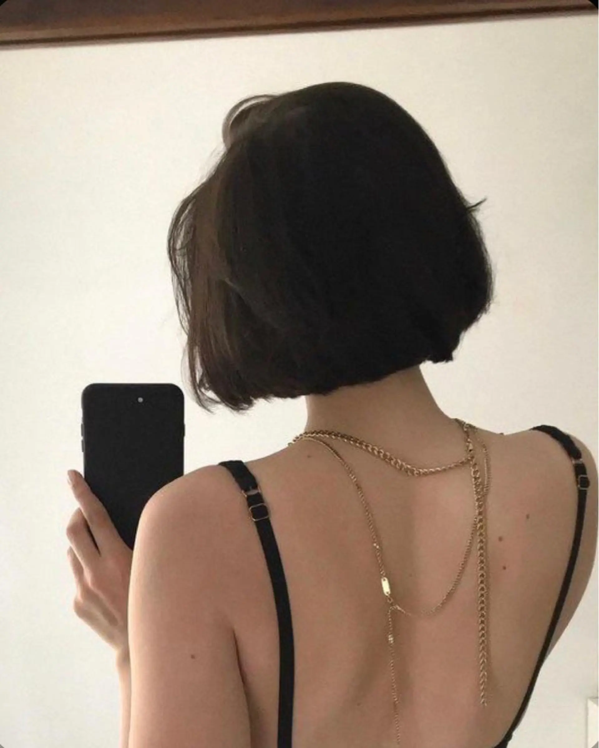 ショート TENELE所属・チバ タクミのヘアスタイル