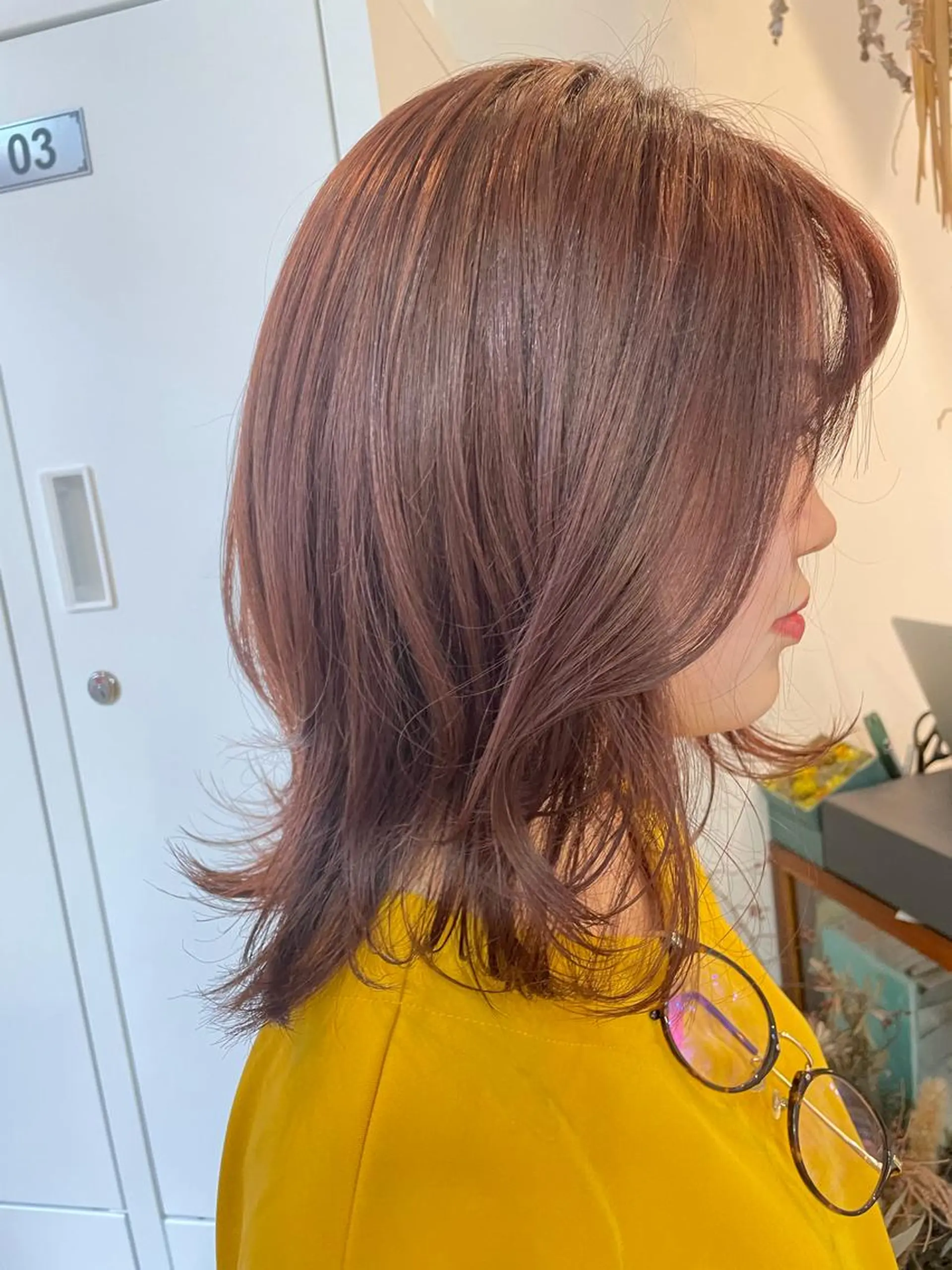 ミディアム カラー ヘアアレンジ ブラウンカラー ピンクカラー ピンクブラウン REONA🪽✨ 日常に馴染む髪🫧のヘアスタイル