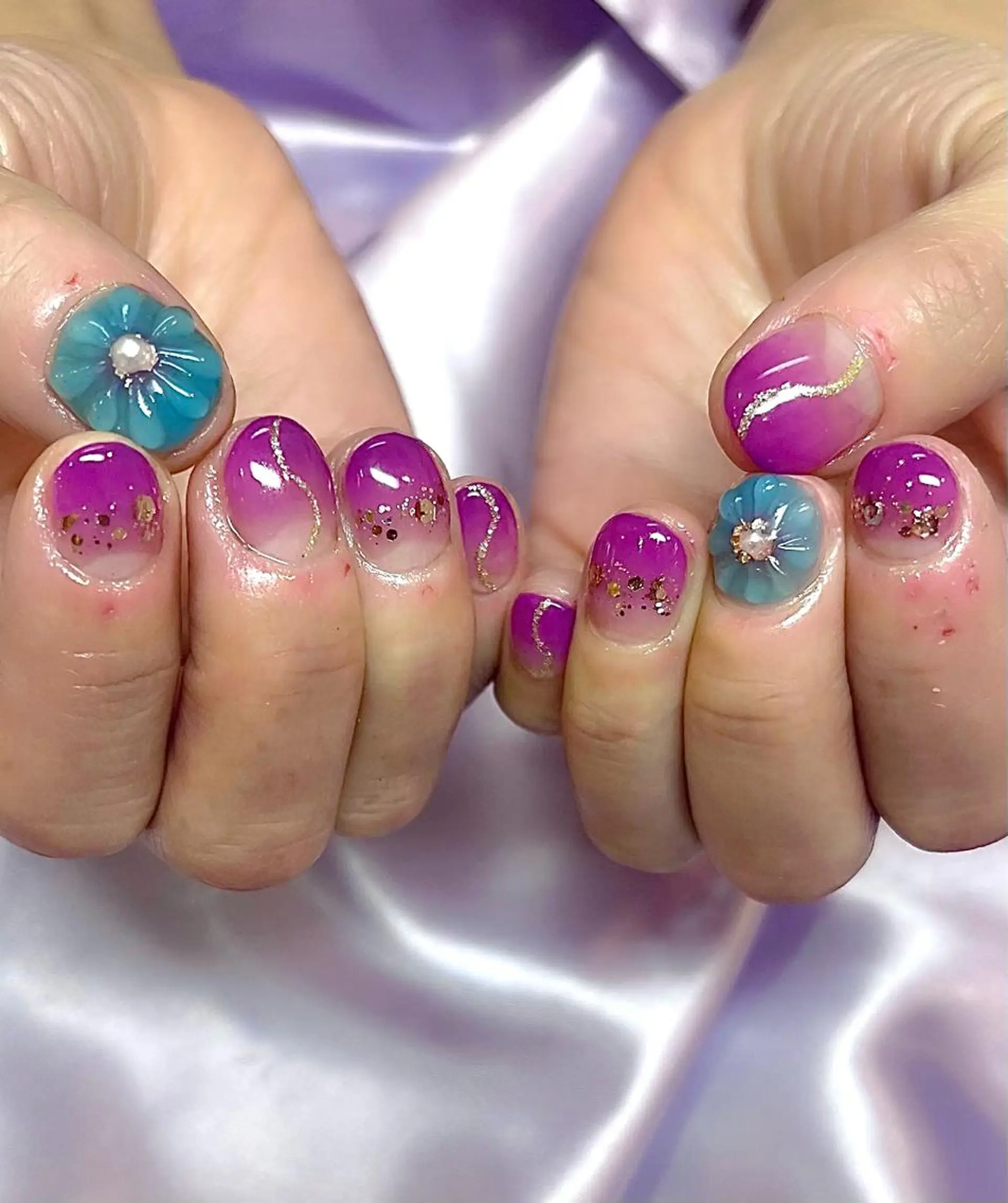 ネイル フラワーネイル グラデーション キラキラネイル ぷっくりネイル 春ネイル ハンドネイル para ☀︎ sol by BECK所属・Para Sol nail　Maoのネイルデザイン