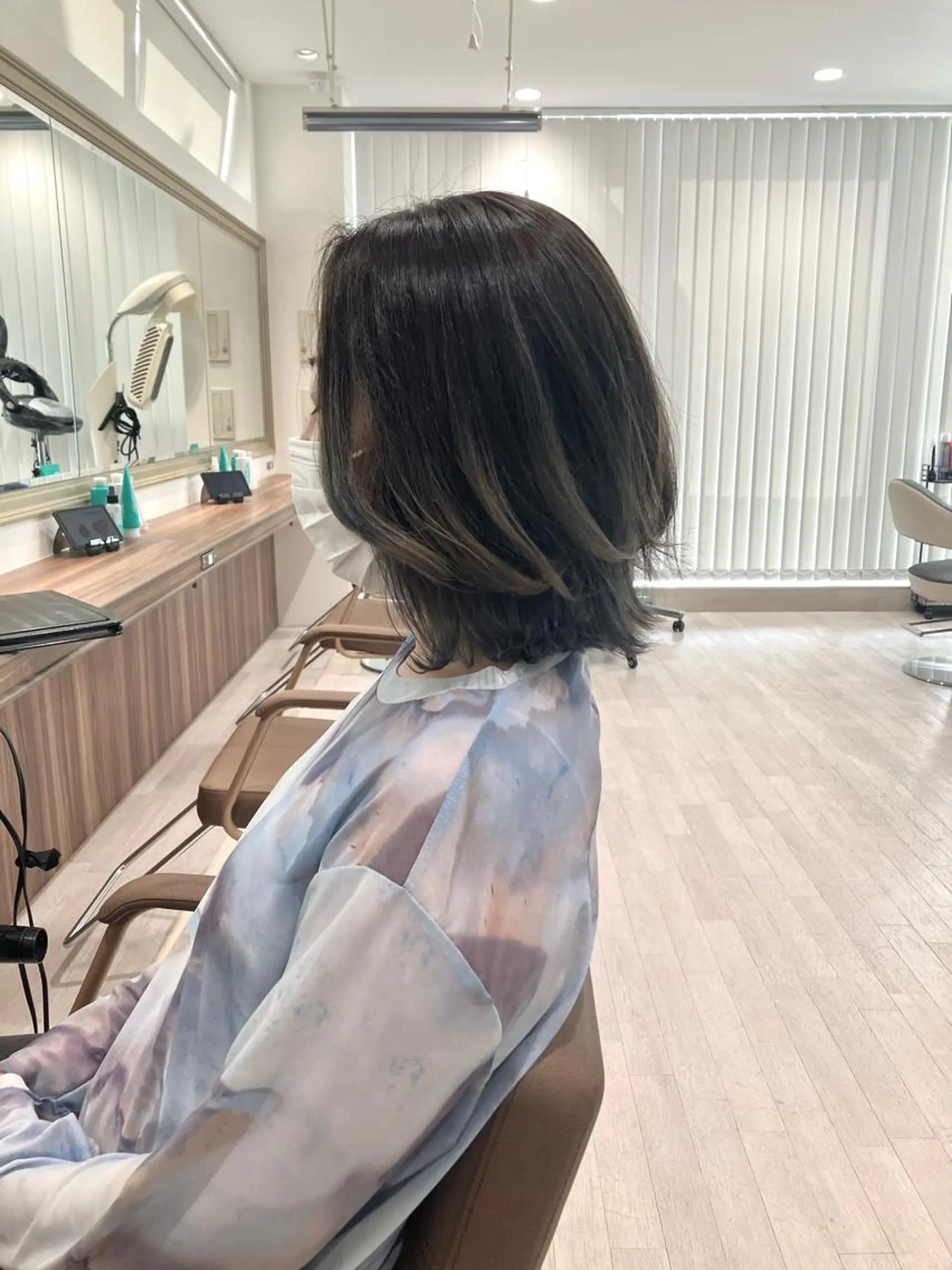 ミディアム カラー ヘアカラー Re:st所属・Miyavi/カラー ショートボブのヘアスタイル