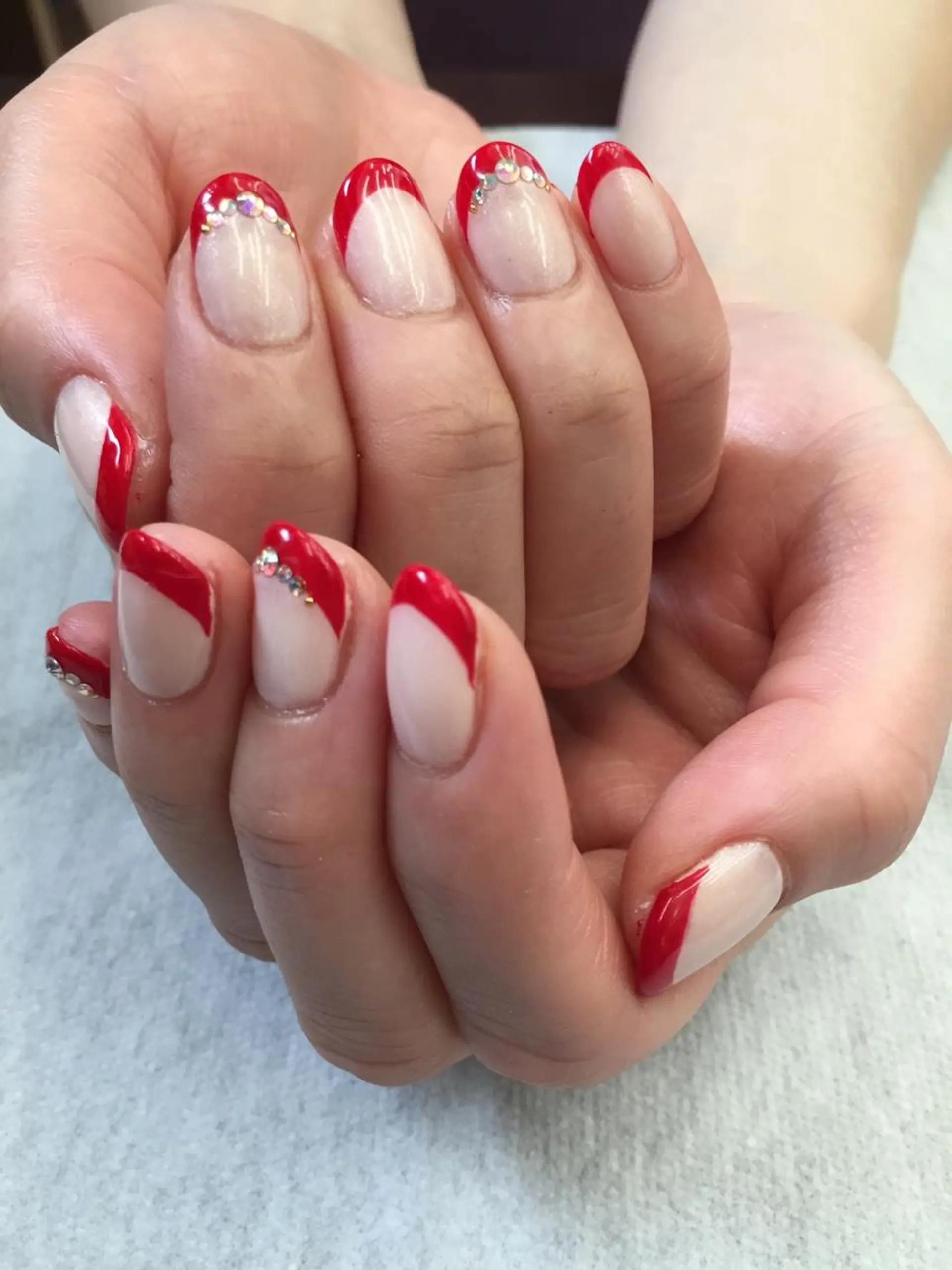 ネイル フレンチネイル 赤色 miel nailのネイルデザイン