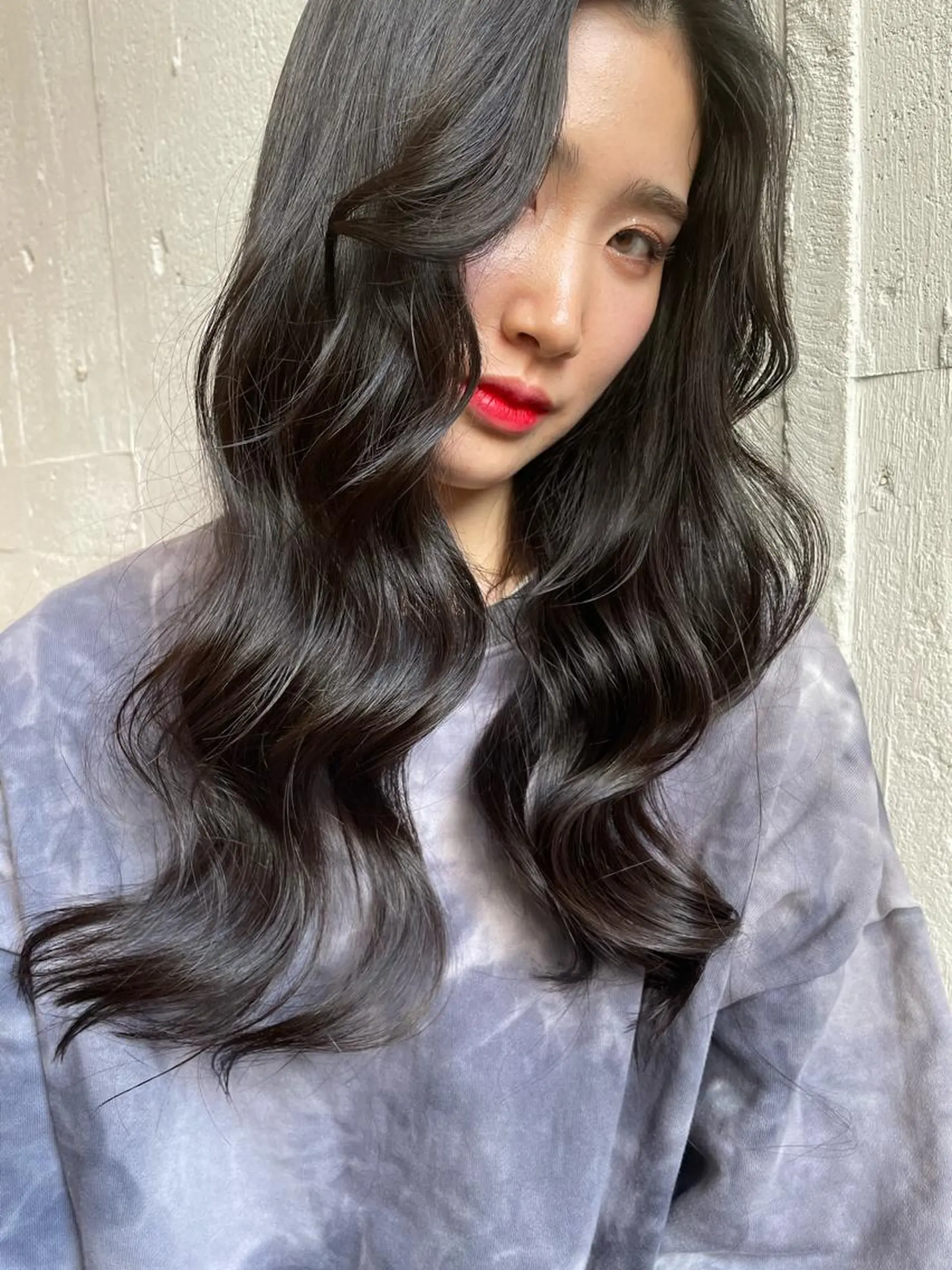 ロング 顔周りカット 韓国風ヘア レイヤーカット ロング トリートメント カット ヘアカラー トリートメント hisano / ハイトーン･透明感のヘアスタイル