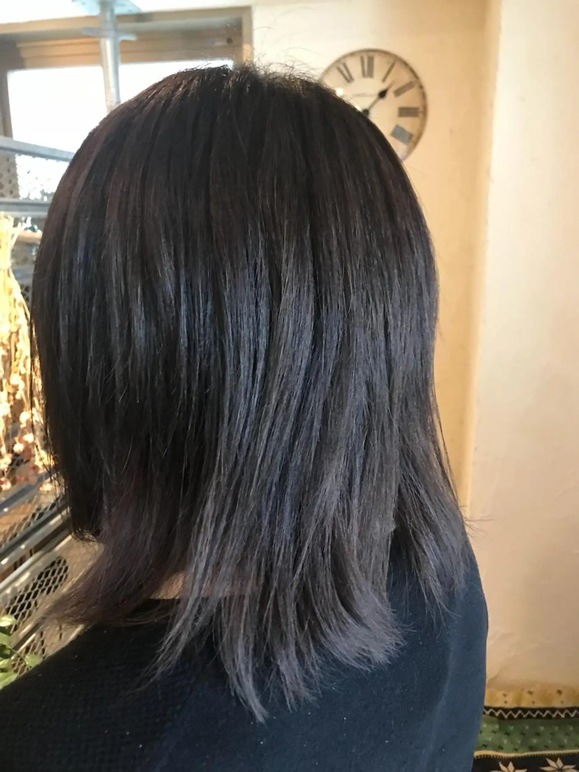 ミディアム カット ヘアカラー トリートメント youres hair神楽坂店所属・青木 啓輔のヘアスタイル