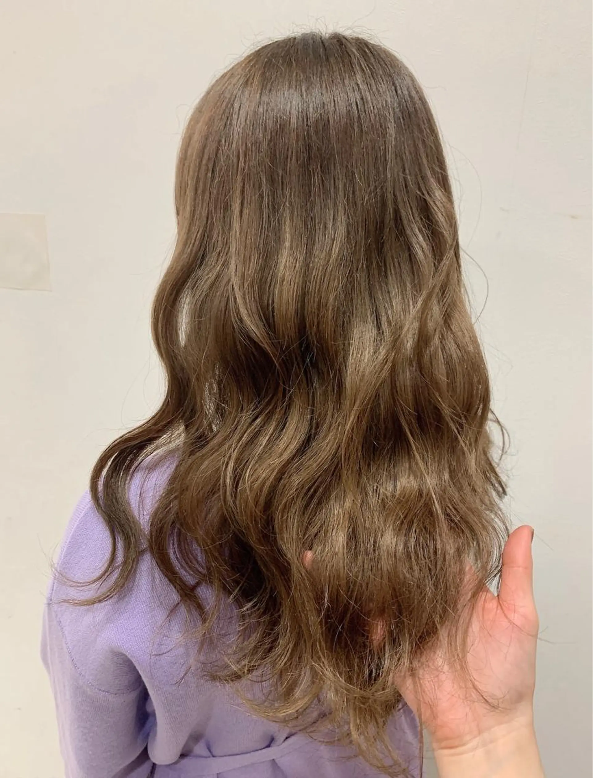 ロング カラー 白髪女性専門店竹内 涼乃のヘアスタイル