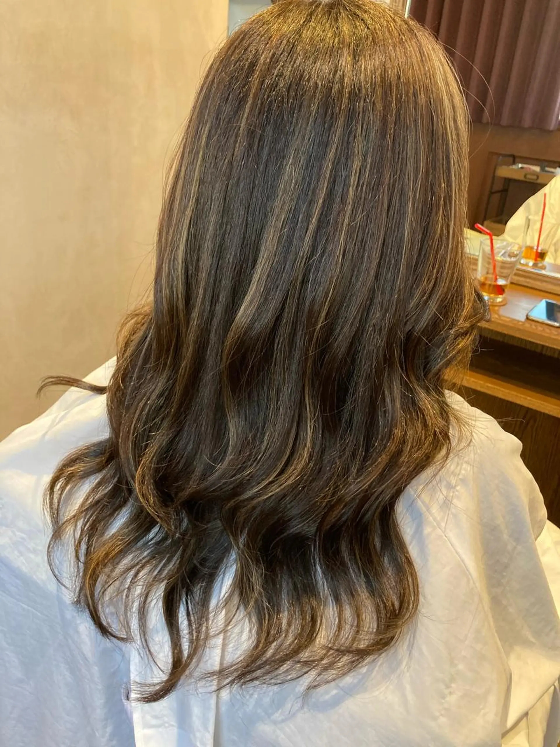 ロング ハイライト カット ヘアカラー IVERA二刀流⚔️ 横野圭⚔️のヘアスタイル