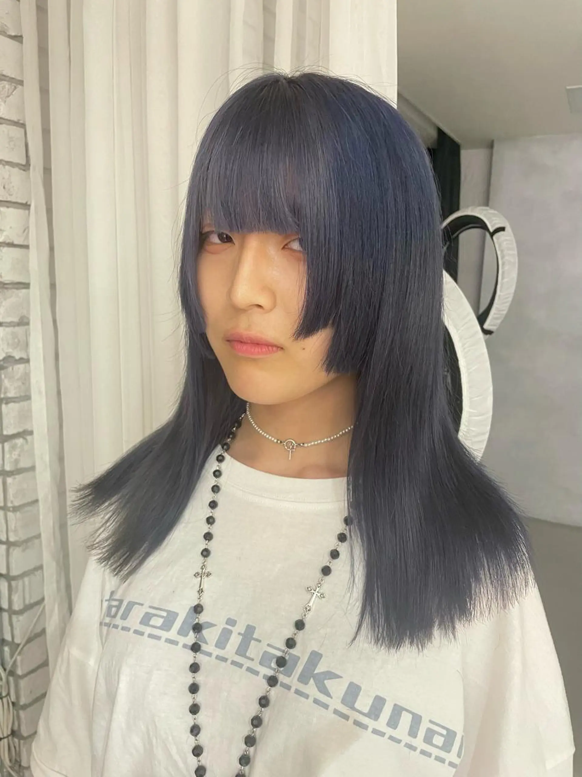 セミロング カラー 艶ハイトーン👑♡ NATSUKIのヘアスタイル