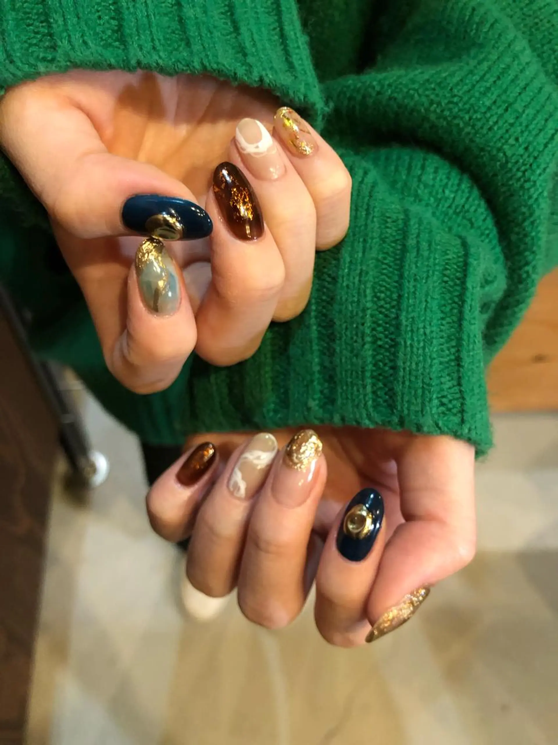 ネイル キラキラネイル ニュアンスネイル ハンドネイル muhl by DILL所属・. wakanaのネイルデザイン