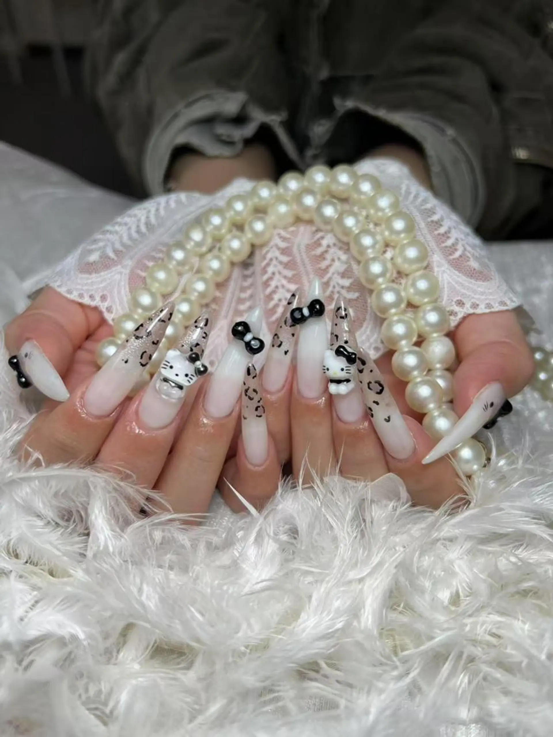 ネイル ハンドネイル DEMAIN- 🌹のネイルデザイン