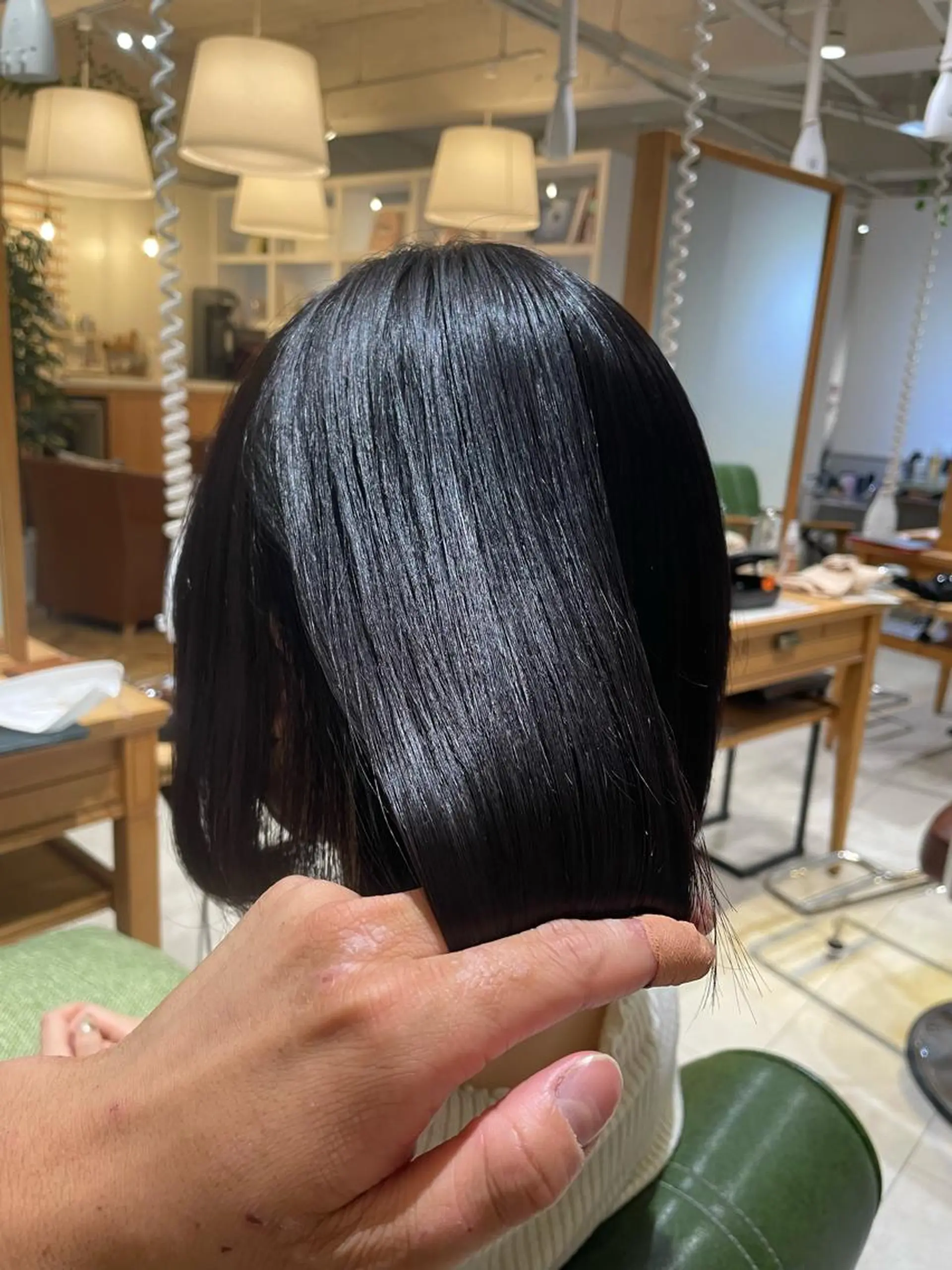 ミディアム カラー 髪質改善 カット ヘアカラー トリートメント eins.hair所属・過去一の柔髪ヘア 🌿einshairのヘアスタイル