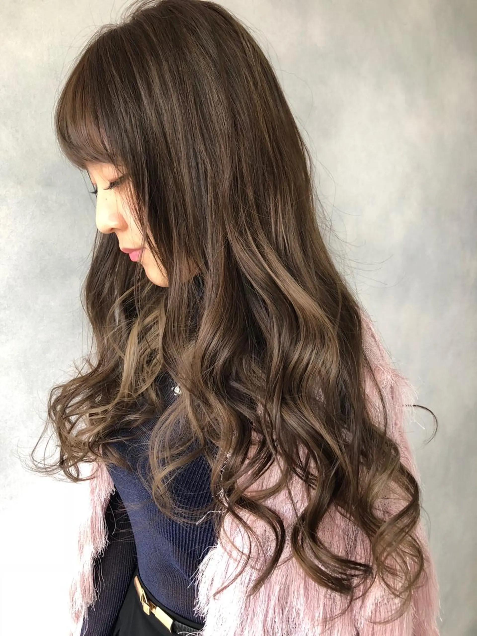 セミロング 外国人風カラー ハイライト ヘアカラー トリートメント 小澤大輔 YOLO hairのヘアスタイル