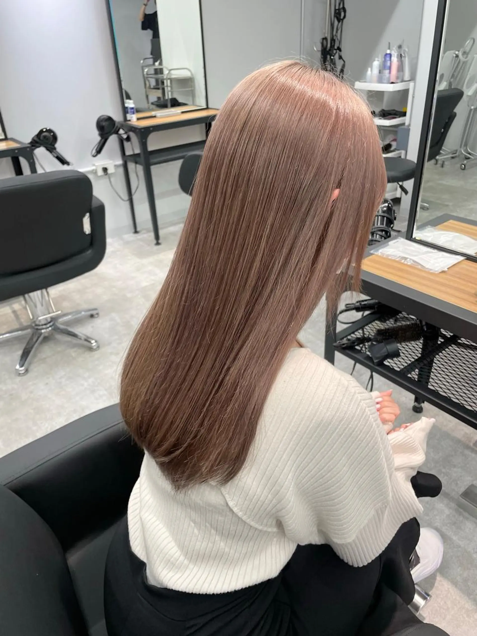 ロング カラー 心斎橋/ブリーチ minamiのヘアスタイル