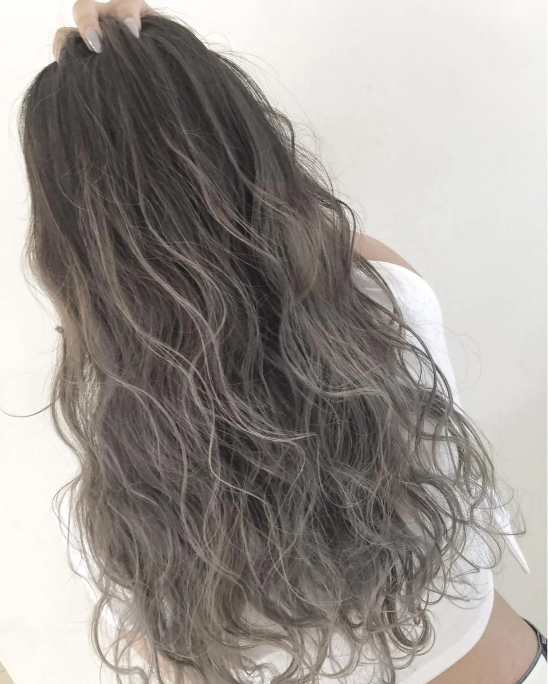 ロング カラー カット ヘアカラー トリートメント ヘアセット LAS 代表 ナガカワ コウヘイのヘアスタイル