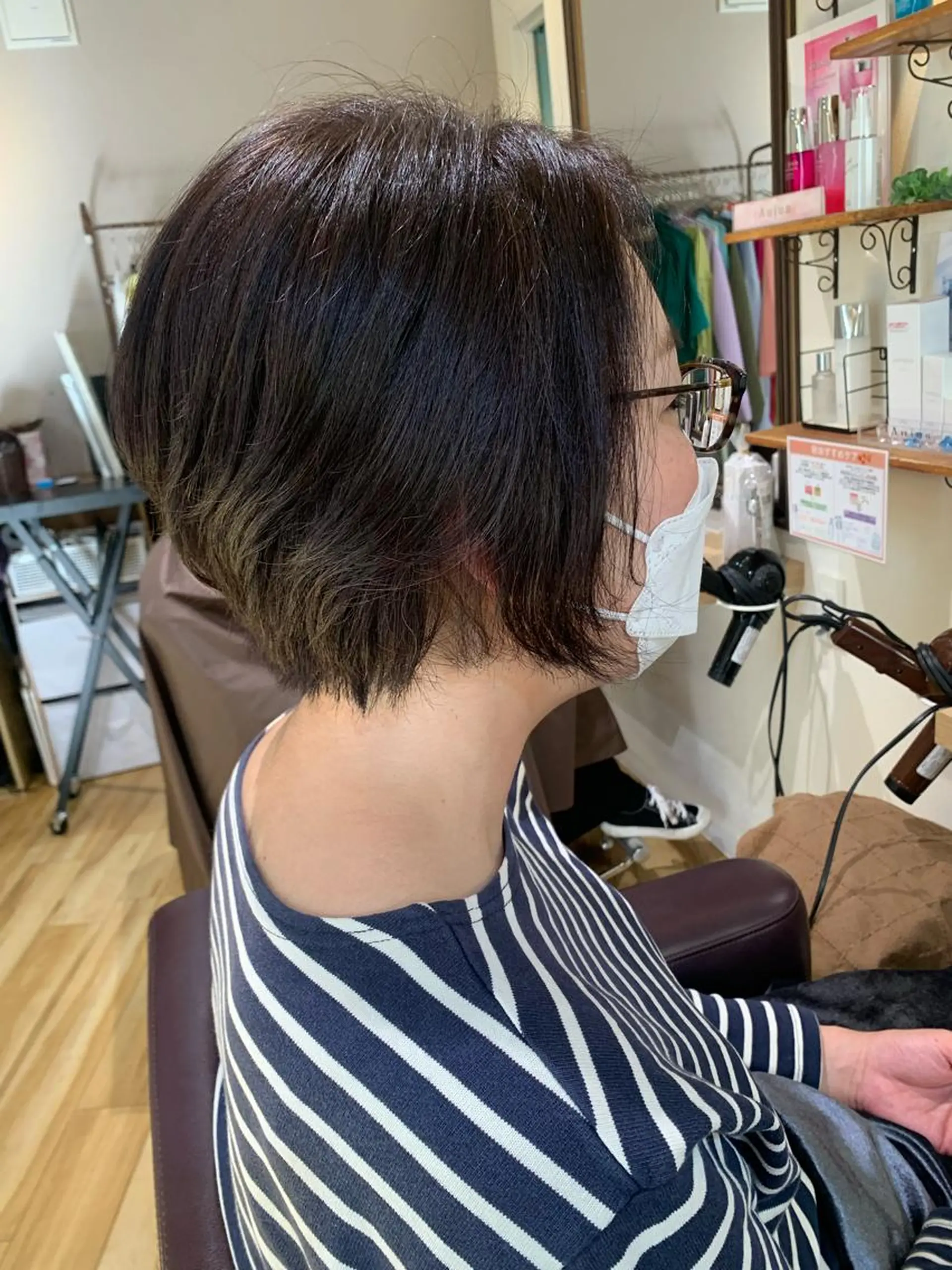 ショート カラー パーマ ヘアアレンジ メンズ キッズ ネイル マツエク・マツパ アイブロウ テラコッタ 眉カラー ナチュラル 顔周りカット レイヤーカット ORGA所属・飯塚 朋代のヘアスタイル