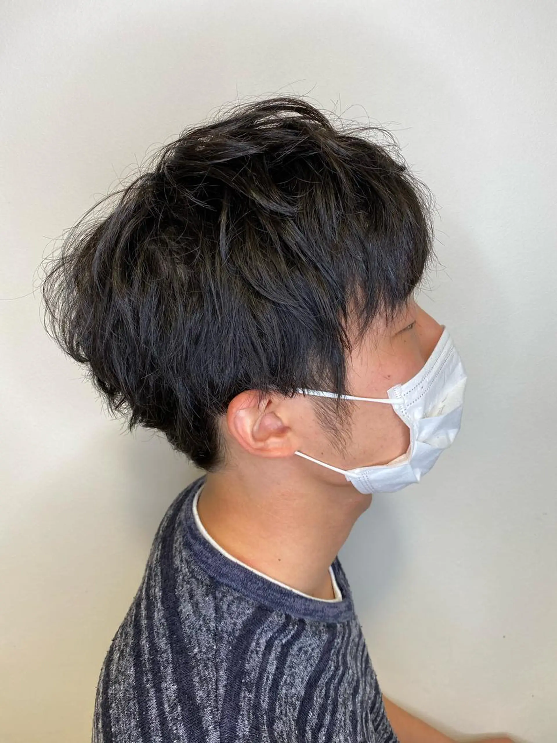 ミディアム 柳澤 和也のヘアスタイル