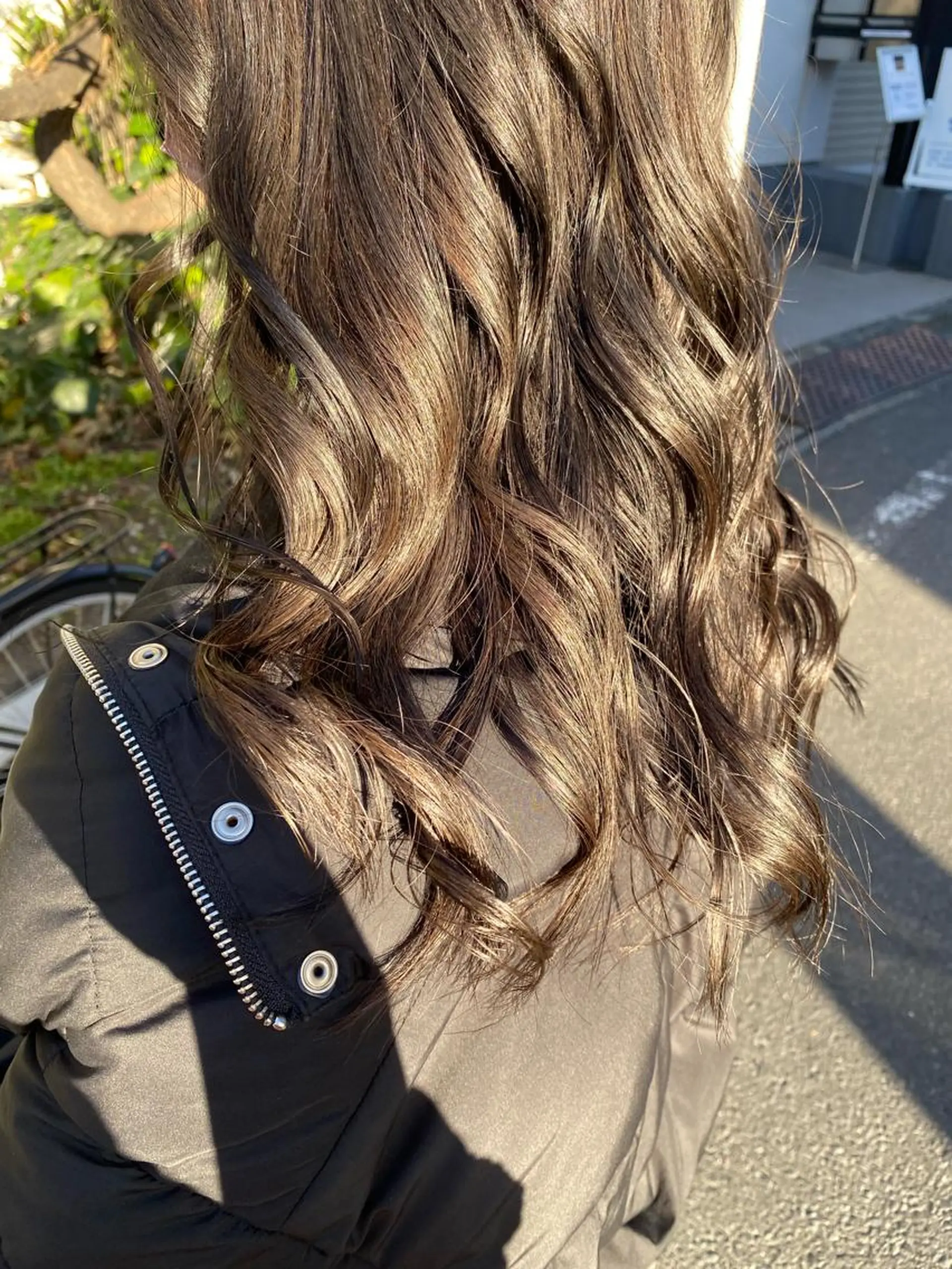 セミロング カラー お任せヘア☘️☘️ 及川渚のヘアスタイル