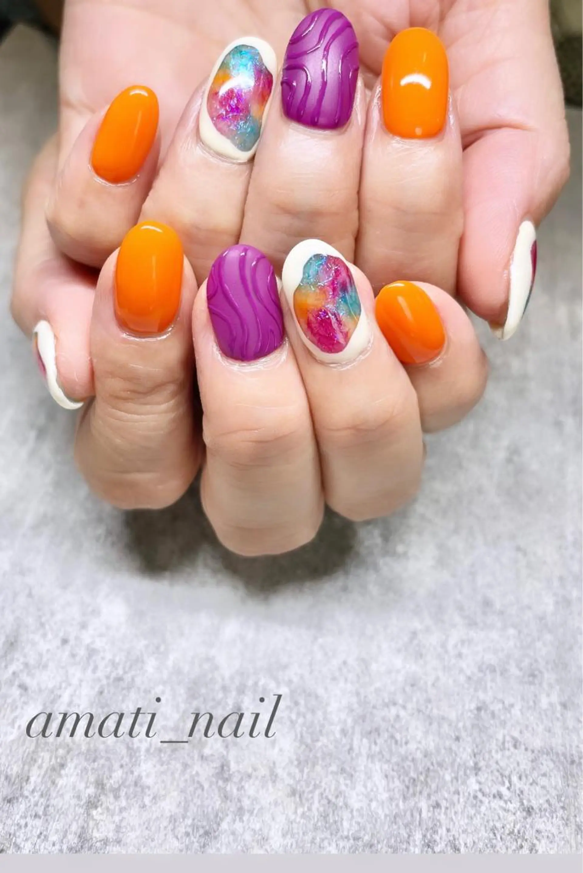 ネイル ハロウィン マグネットネイル ミラーネイル ニュアンスネイル ワンカラーネイル ハンドネイル amati_nail TAKAKOのネイルデザイン