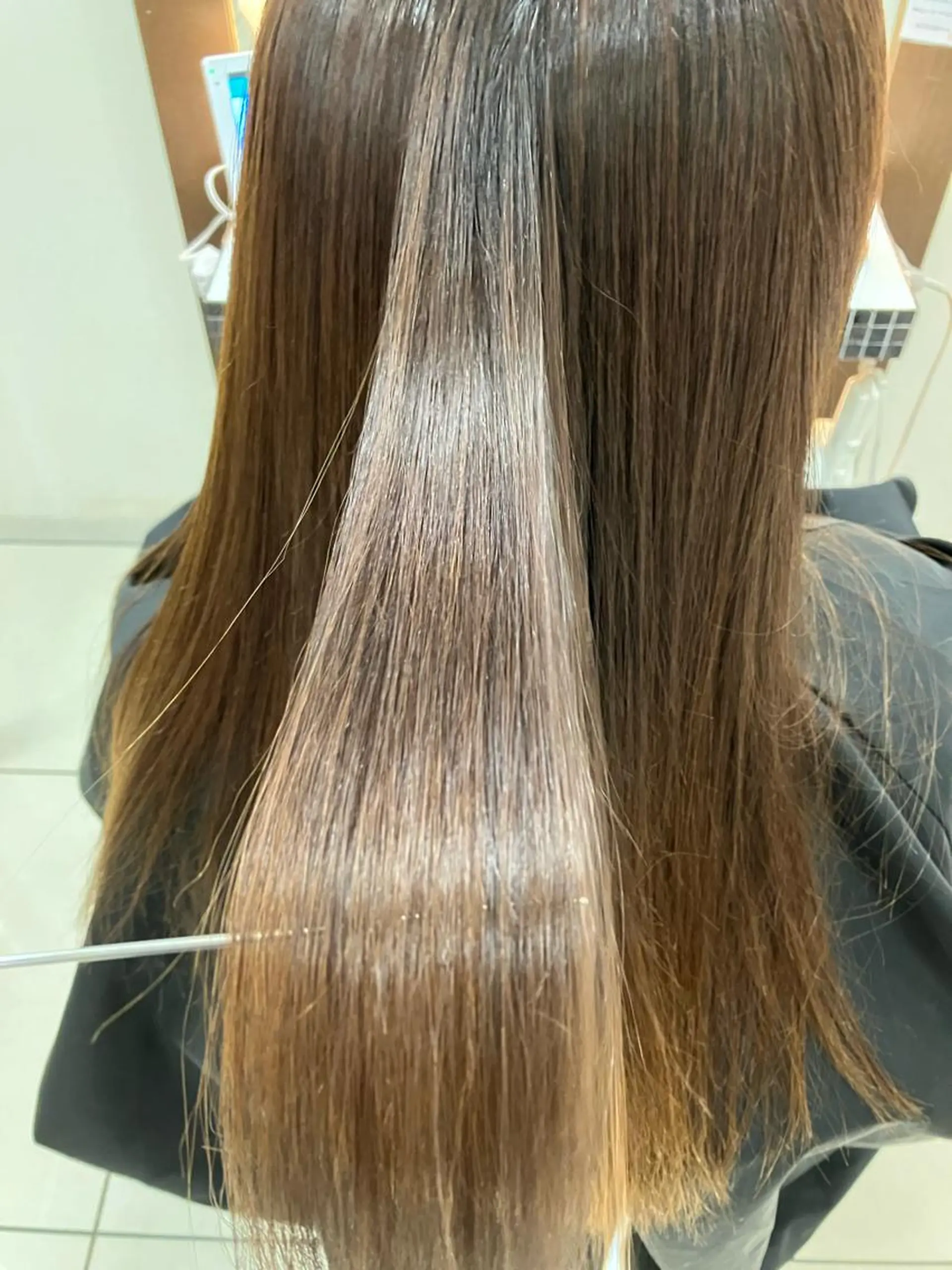 セミロング カット 縮毛矯正 トリートメント style 横浜のヘアスタイル