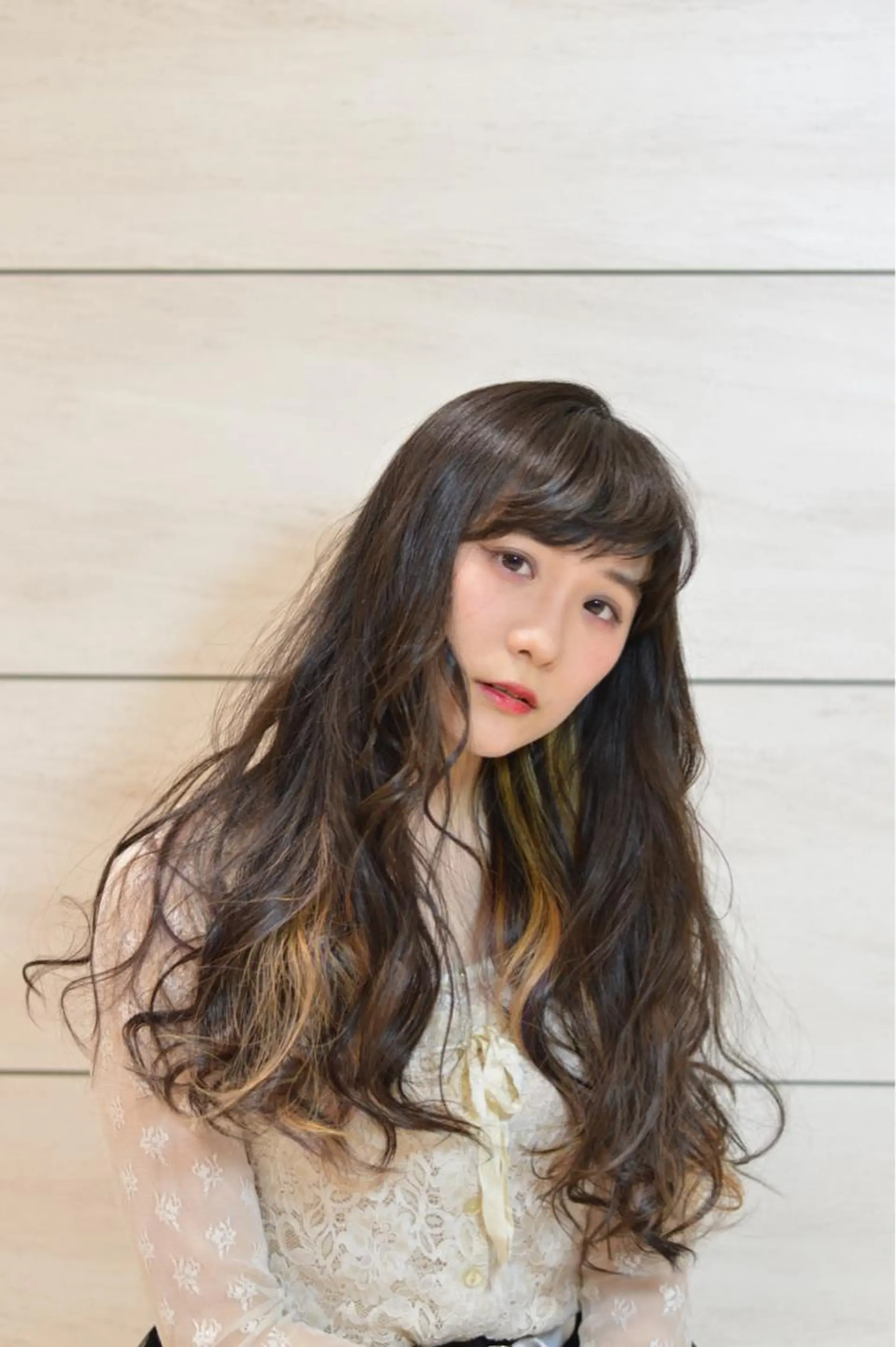 ロング カラー パーマ インナーカラー ロング テラモト カズヨシのヘアスタイル