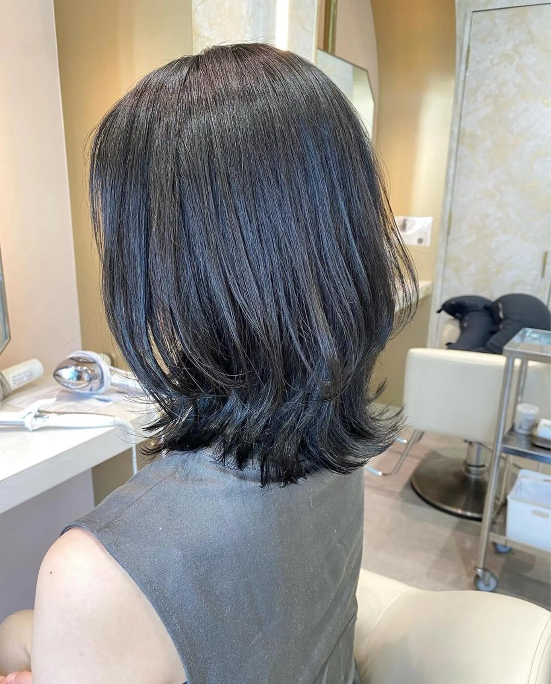 ミディアム カラー 店長/mao/ 前髪/顔周りカットのヘアスタイル