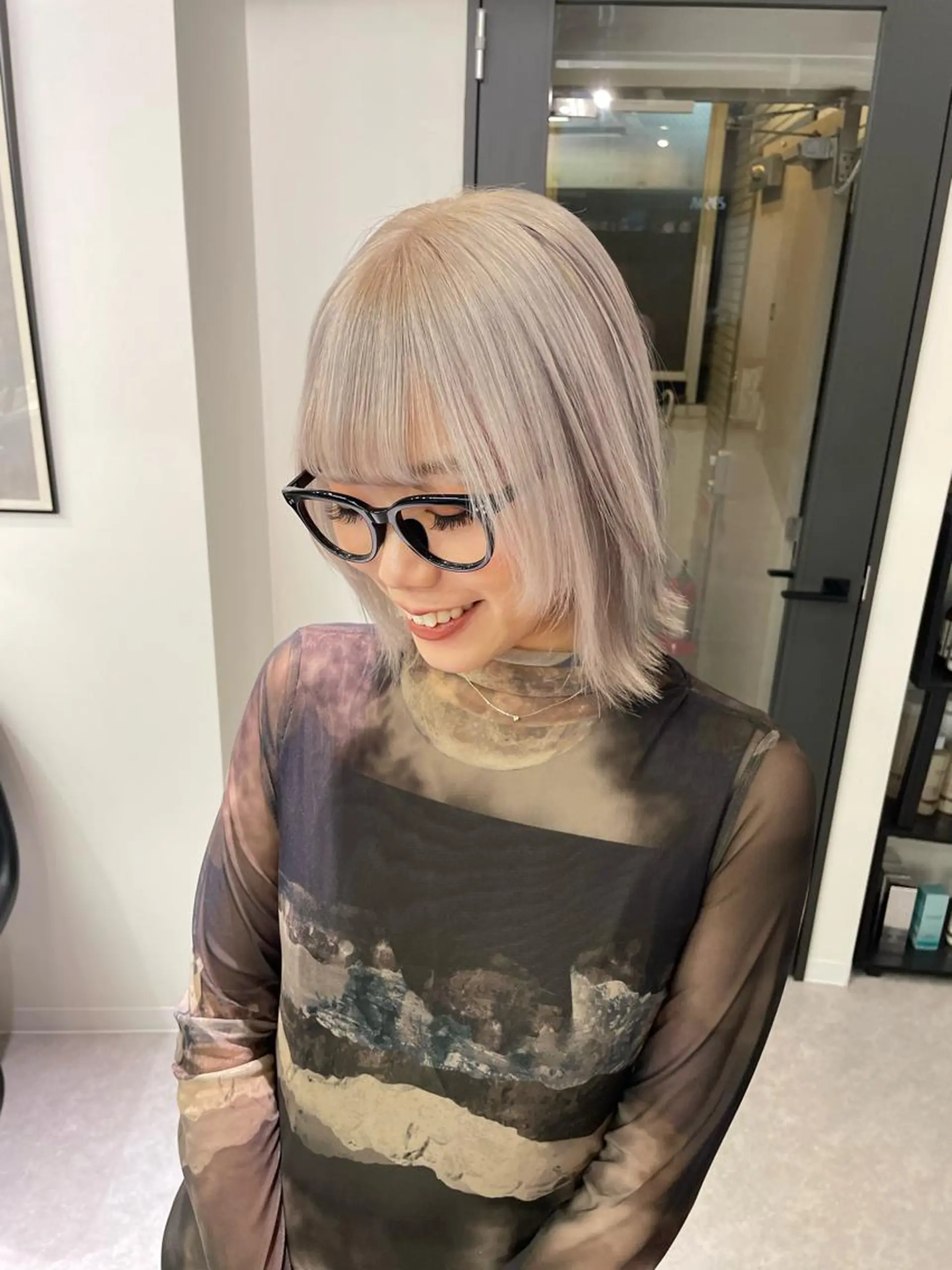 ミディアム 韓国ハイトーン🦋 hikariのヘアスタイル