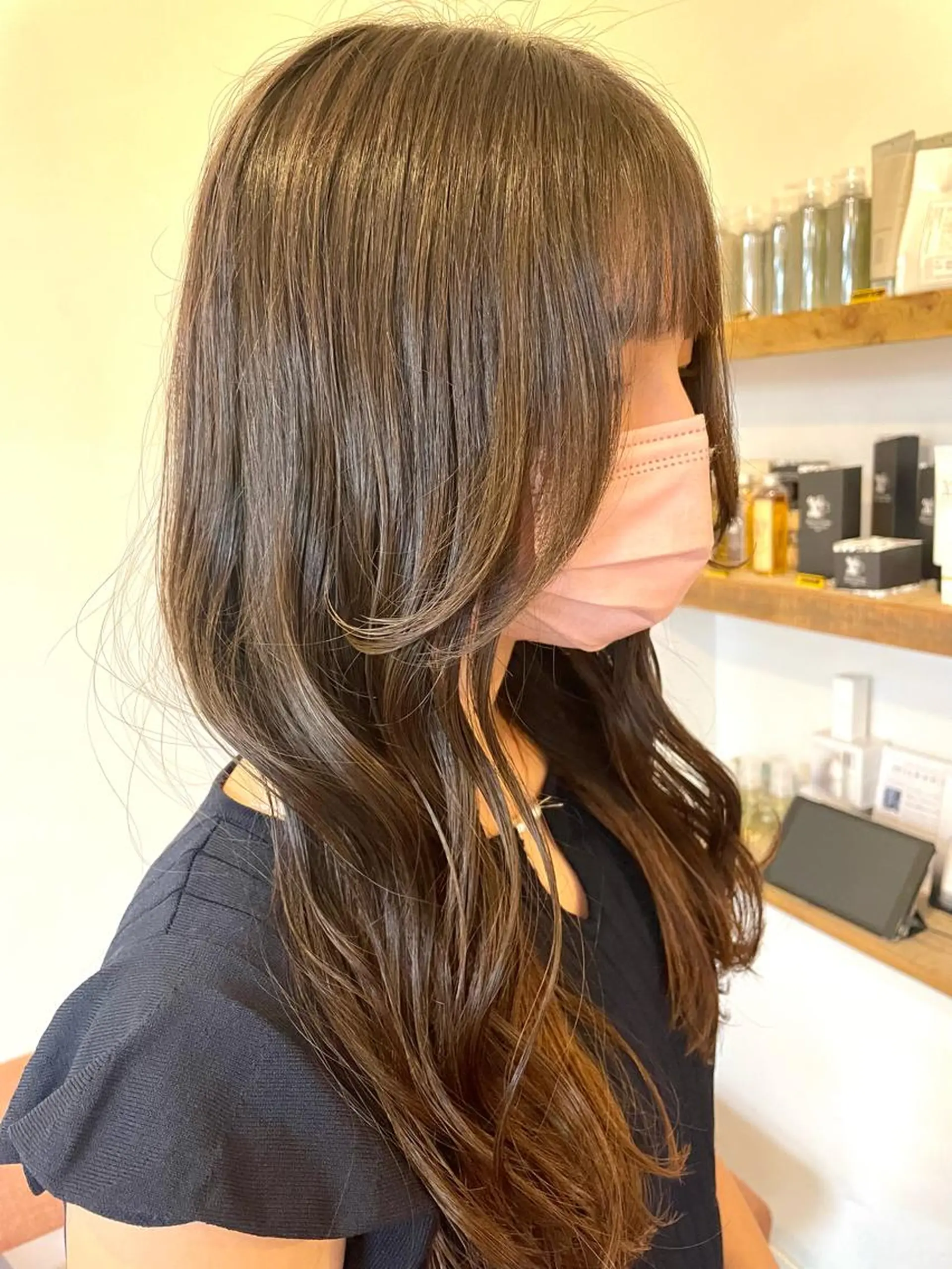 ロング レイヤーカット ハイトーン 🌷ハルミ🌷のヘアスタイル