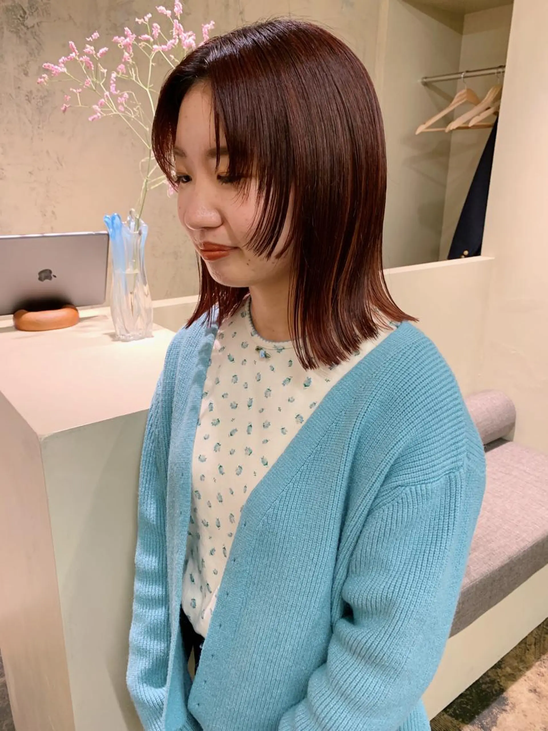 ミディアム カラー yupi🐈‍⬛ レイヤー/パーマのヘアスタイル