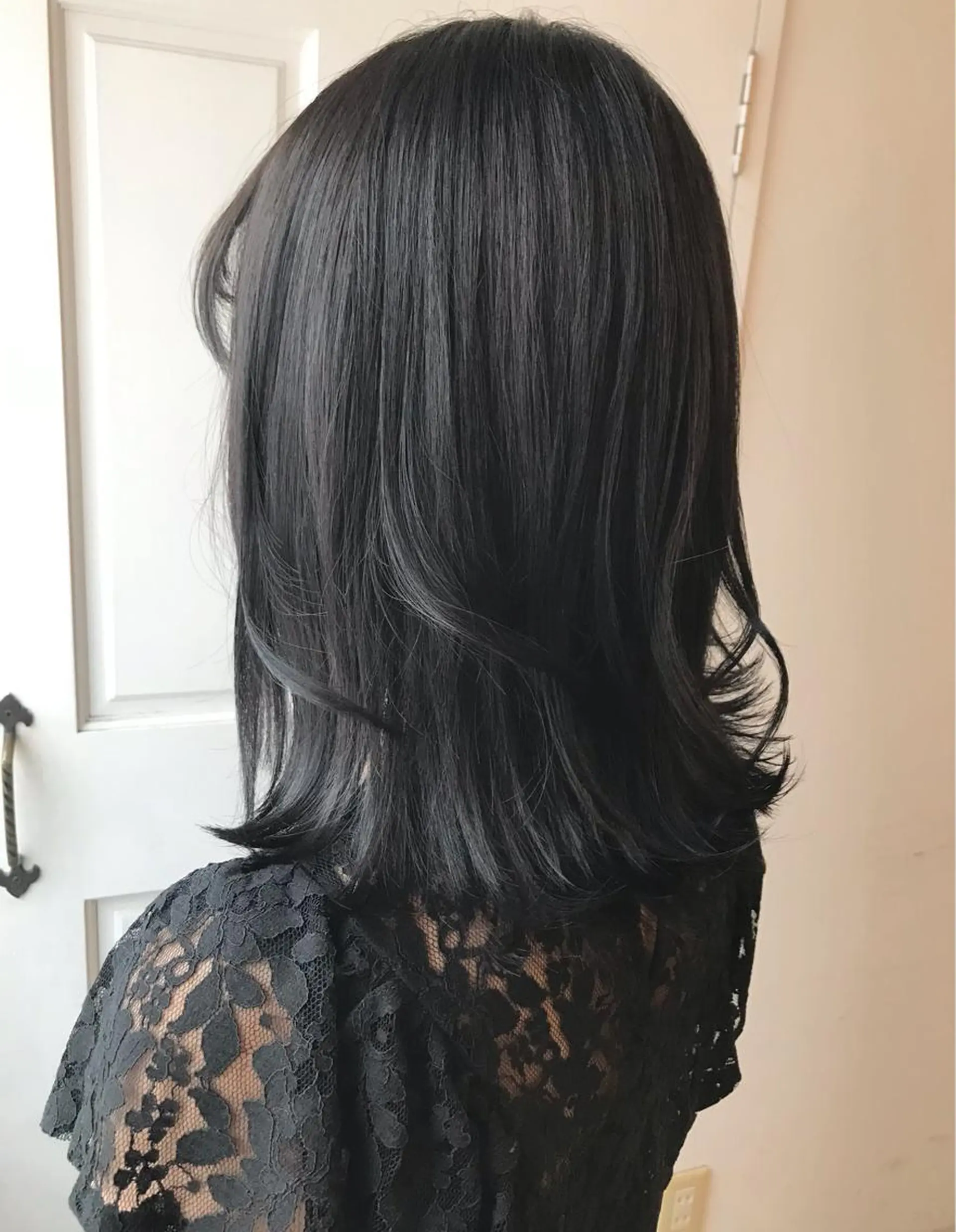 ミディアム 目を惹く艶髪/髪質 改善カラー🤎ぐっちのヘアスタイル