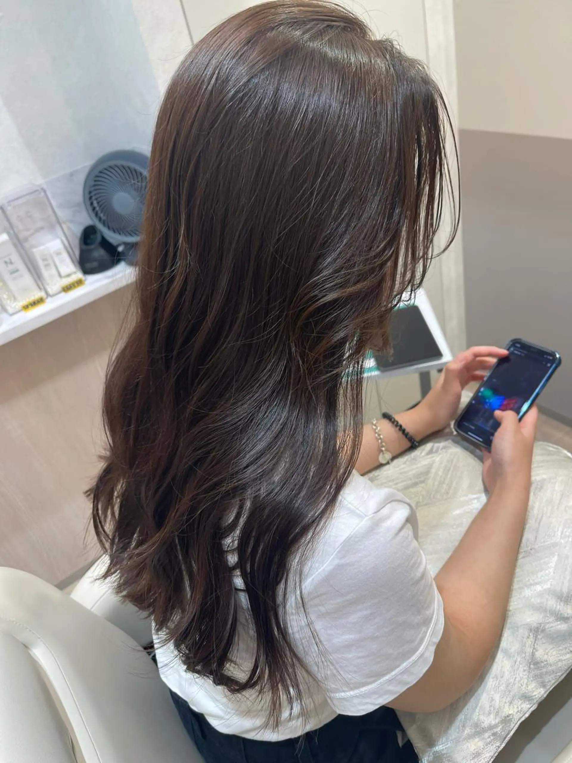 セミロング ubu share salon所属・鈴村緋女／ヘアセット ／耳ツボジュエリーのその他イメージ