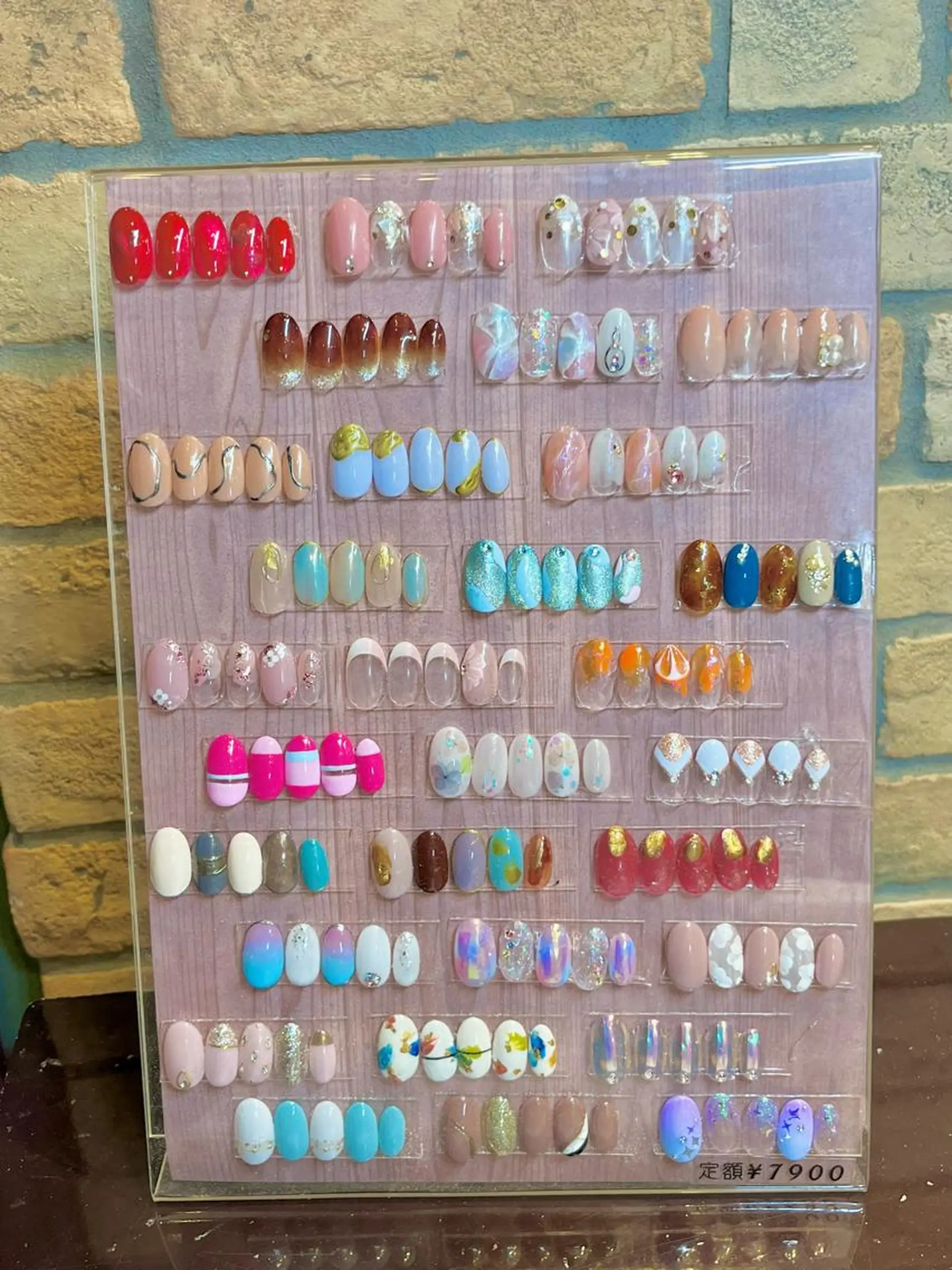 ショート カラー ネイル アートネイル オフィスネイル ワンカラーネイル ショートネイル ネイルサロン リリーブランシュ所属・森 瑞紀のネイルデザイン