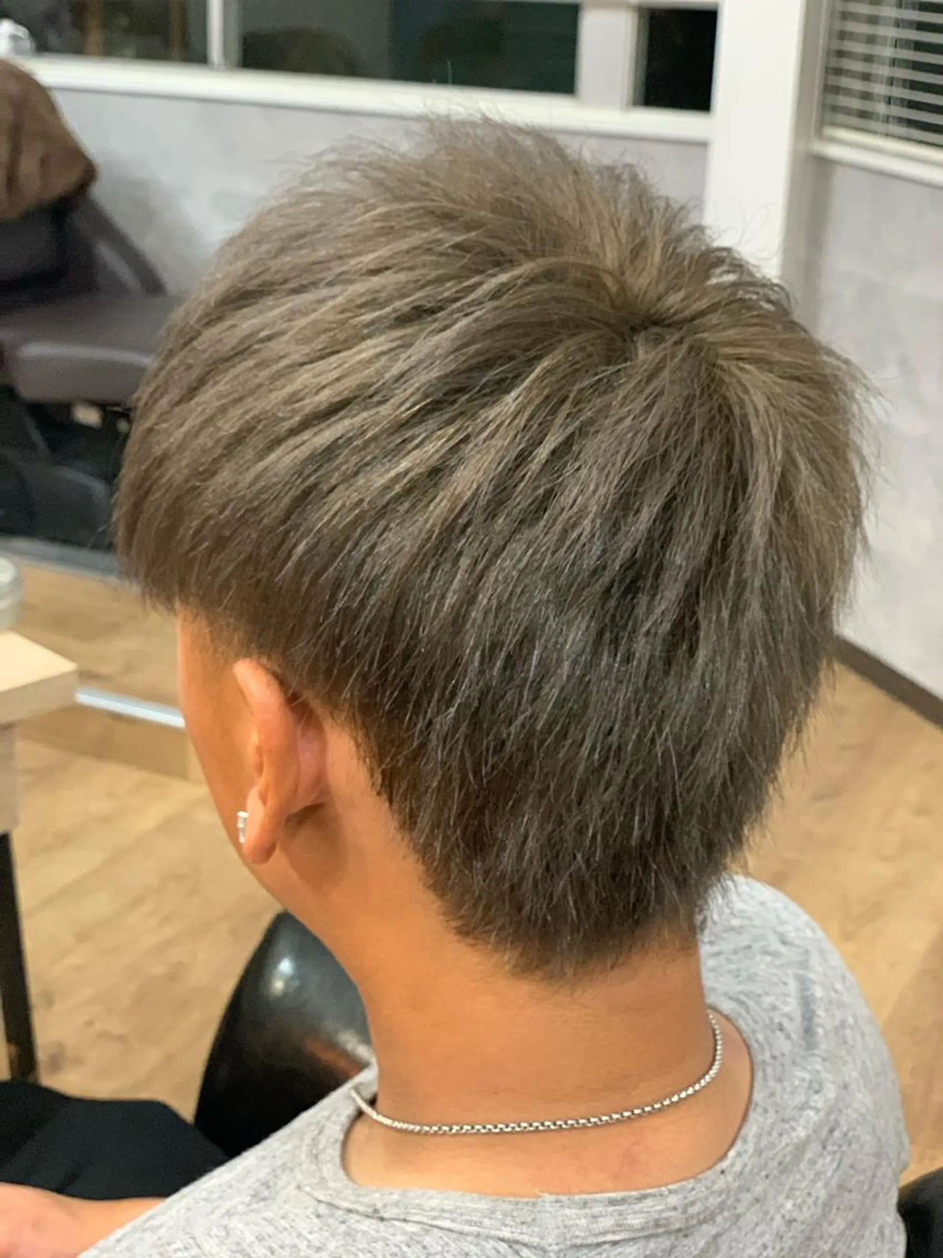 メンズ SALOWIN心斎橋Suite店所属・ブリーチ毛にもできる 縮毛矯正|鷹司郎のヘアスタイル