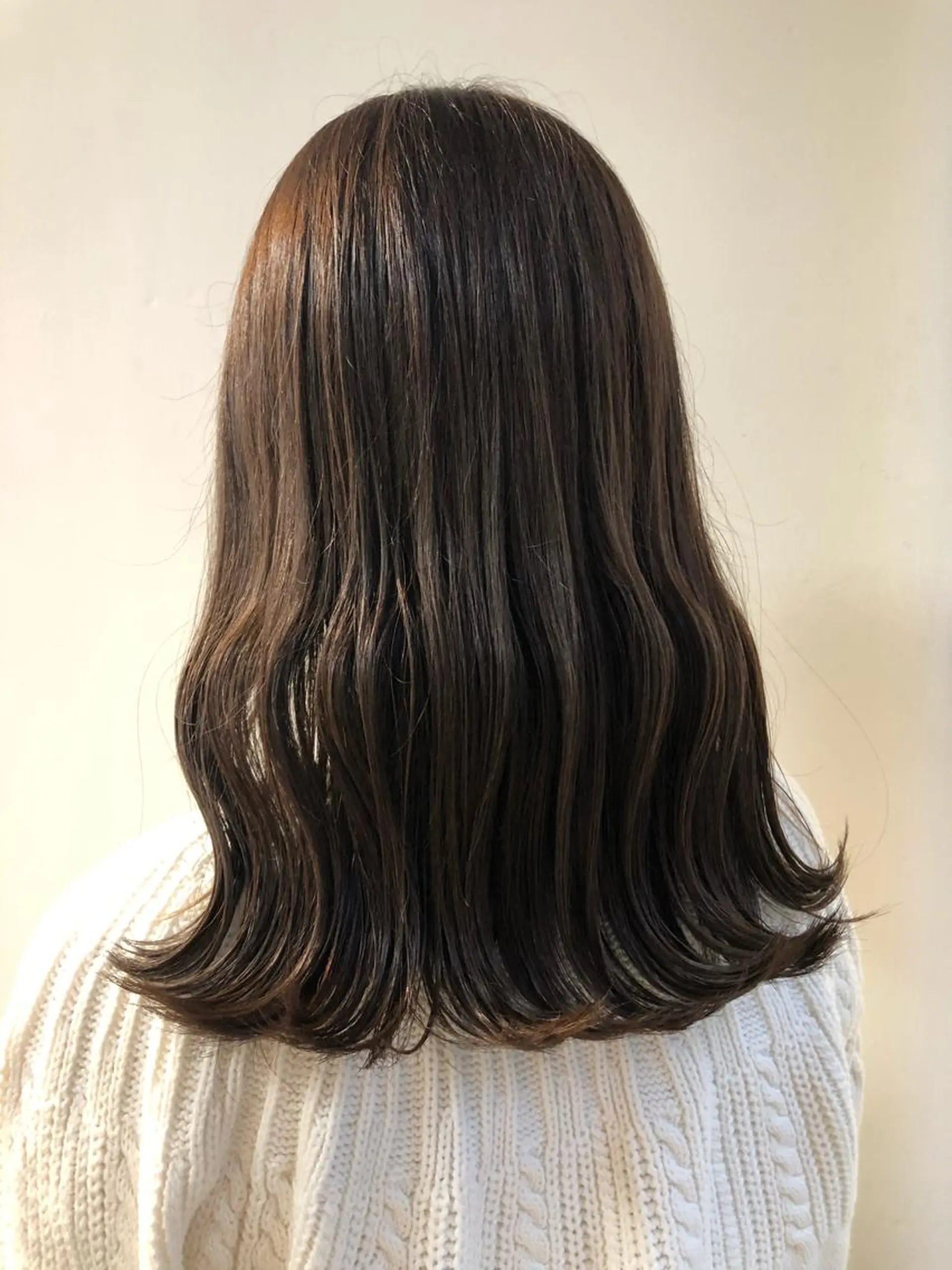 セミロング ヘアカラー トリートメント 🫧tomoka 透明感カラー🫧のヘアスタイル