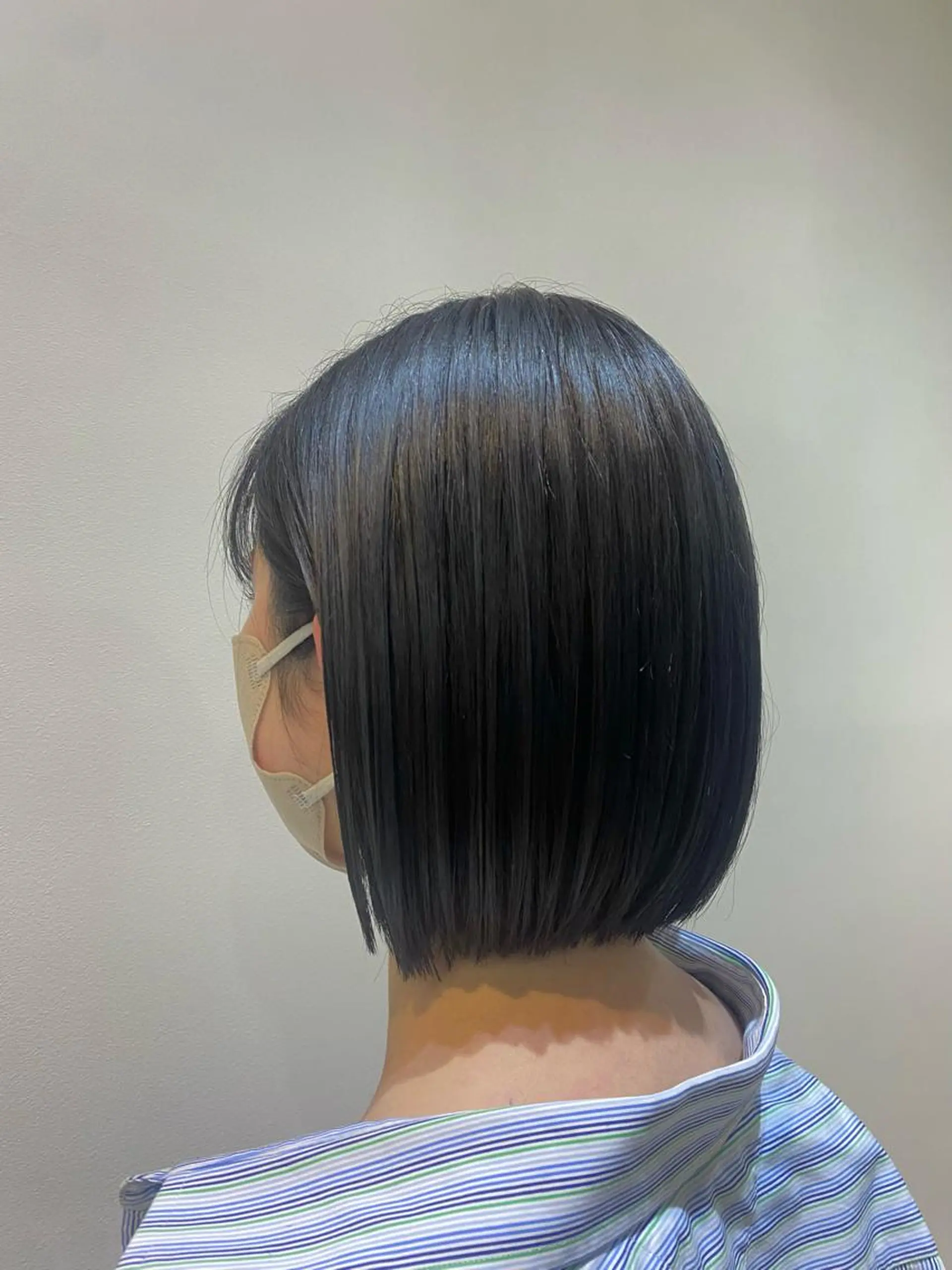 ミディアム カラー ワンレンボブ ミディアムパーマ バレイヤージュ 黒髪 ブリーチ ♡オシャ髪♡AI ✂️newi町田のヘアスタイル