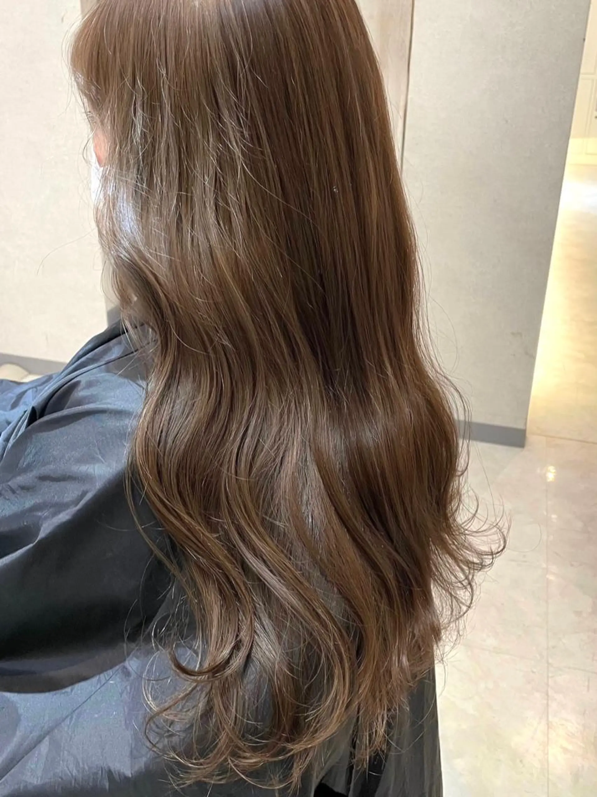 セミロング カラー mareka/顔周り /透明感カラー🤍のヘアスタイル