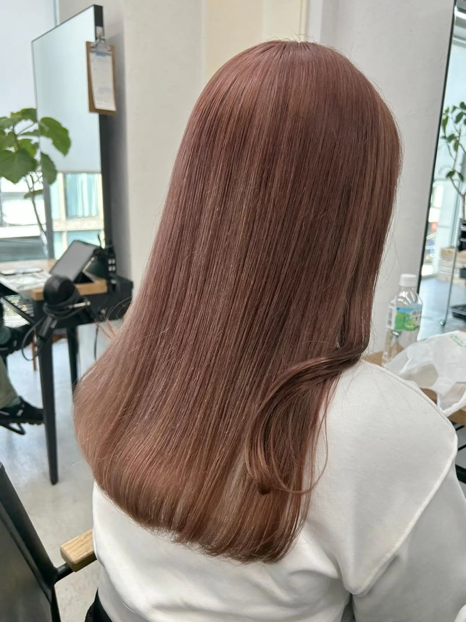 ロング カラー ヘアアレンジ ベージュカラー ピンクカラー ピンクベージュ ヘアカラー トリートメント 韓国/ハイトーン/ ボブ🎀MIKU🎀のヘアスタイル